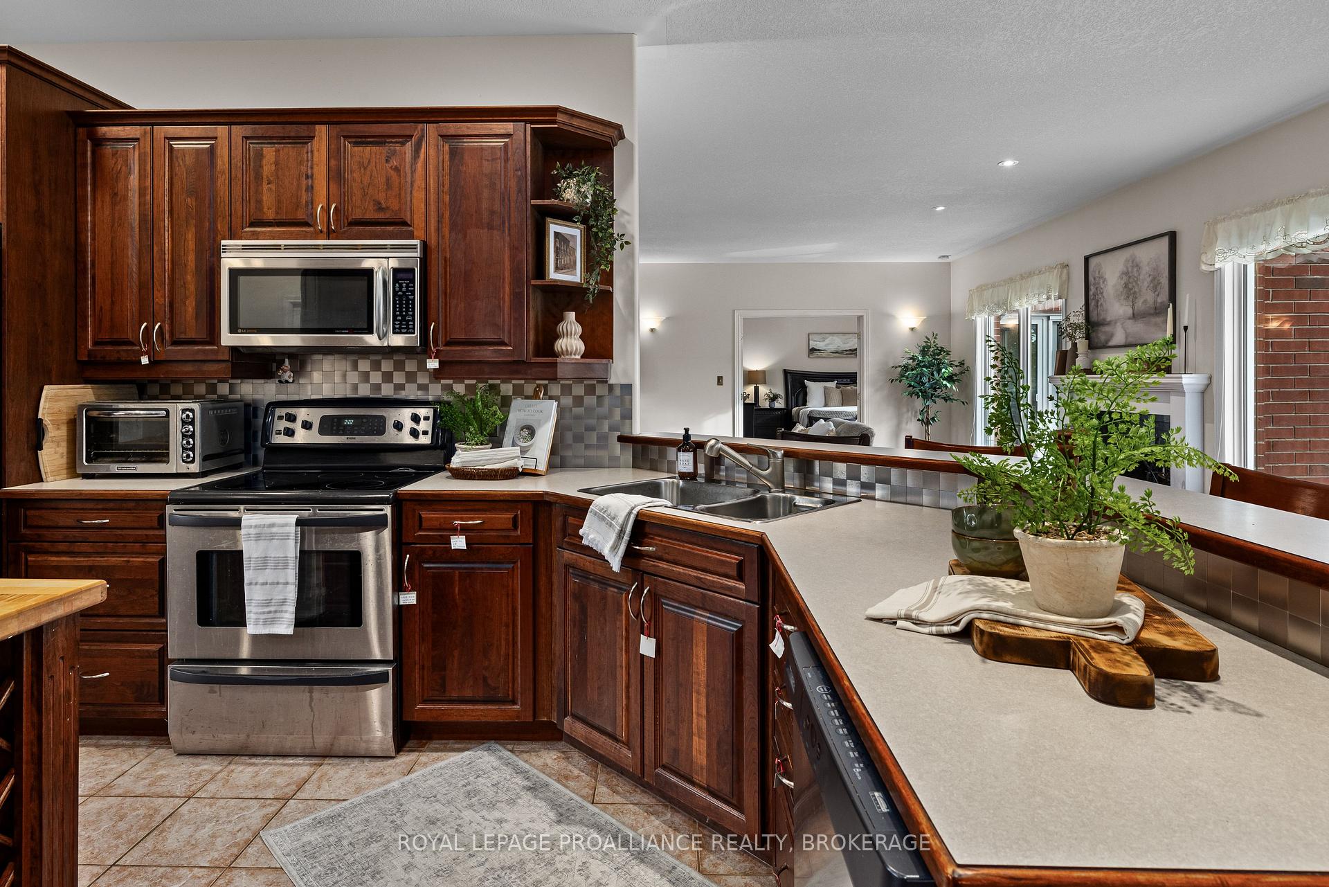 Photo 15 of 116 Schenk Street, Greater Napanee, Greater Napanee — HOMEH