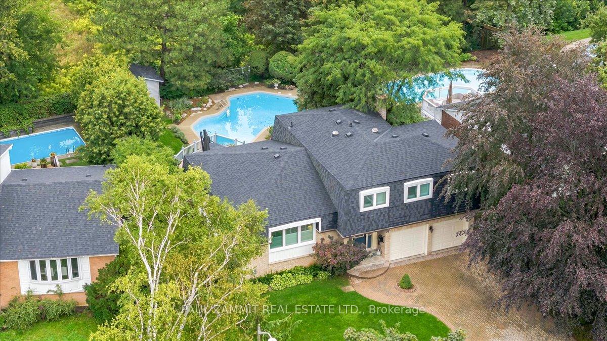 Photo 3 of 67 Dawn Hill Trail, Markham, Bayview Fairway-Bayview Country Club Estates — HOMEH