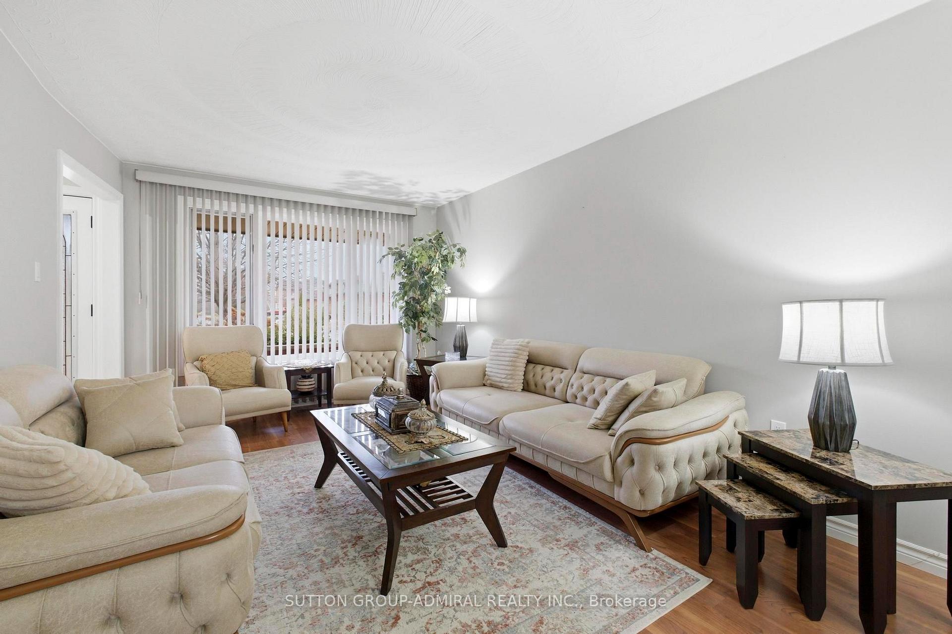 Photo 9 of 47 Sandy Drive, Hamilton, Stoney Creek — HOMEH