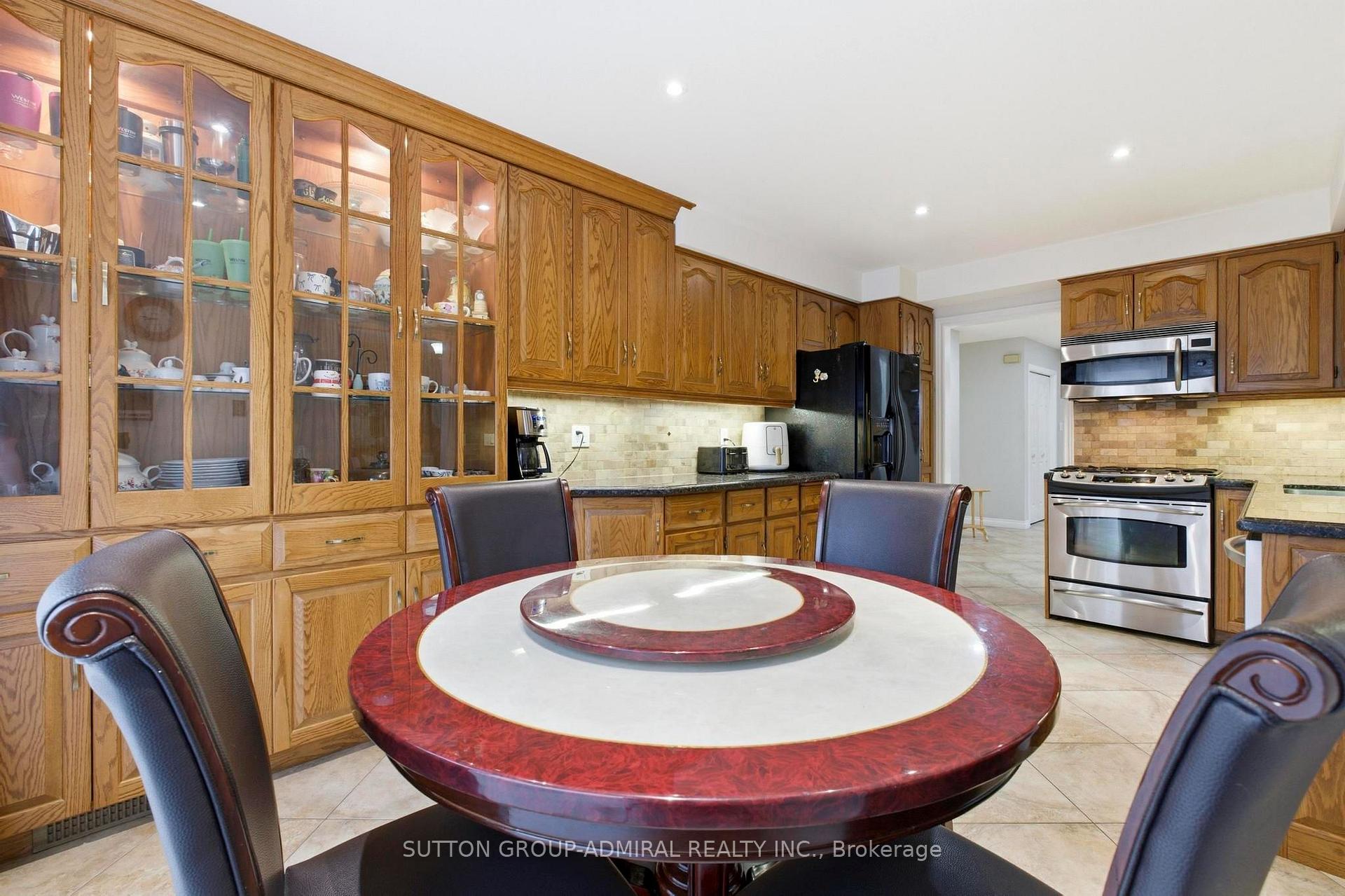 Photo 18 of 47 Sandy Drive, Hamilton, Stoney Creek — HOMEH
