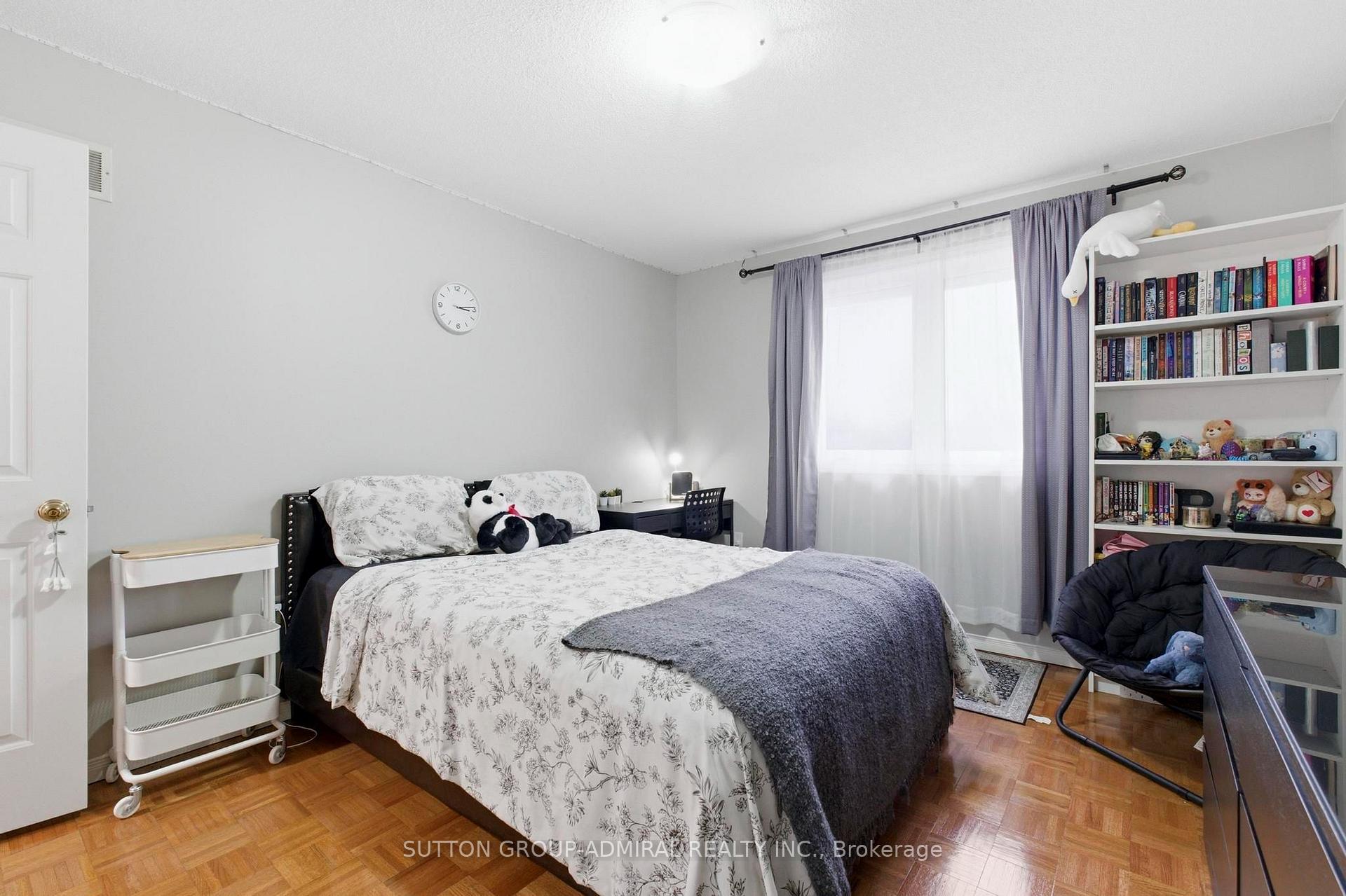 Photo 23 of 47 Sandy Drive, Hamilton, Stoney Creek — HOMEH