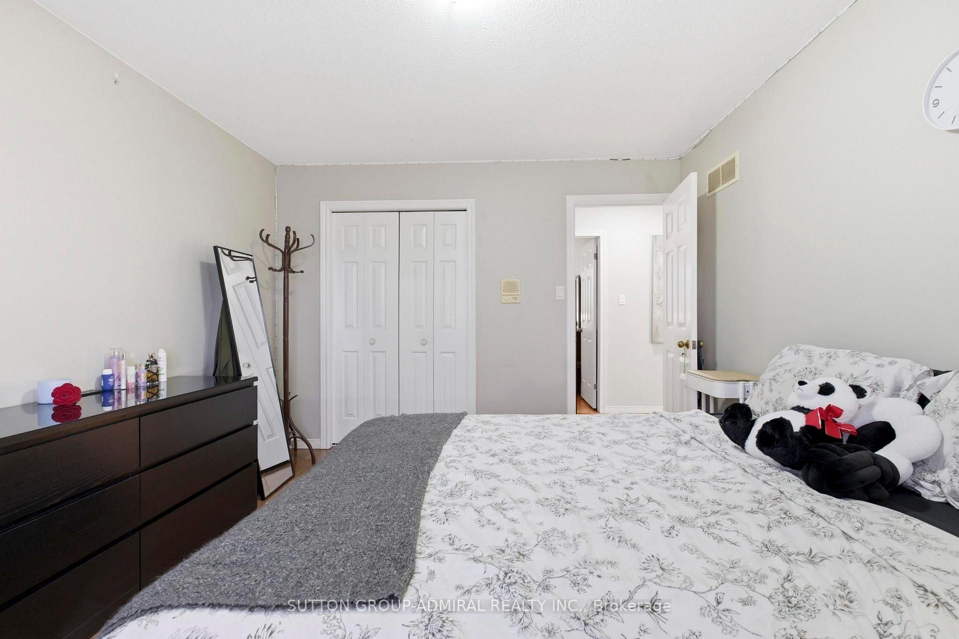 Photo 24 of 47 Sandy Drive, Hamilton, Stoney Creek — HOMEH
