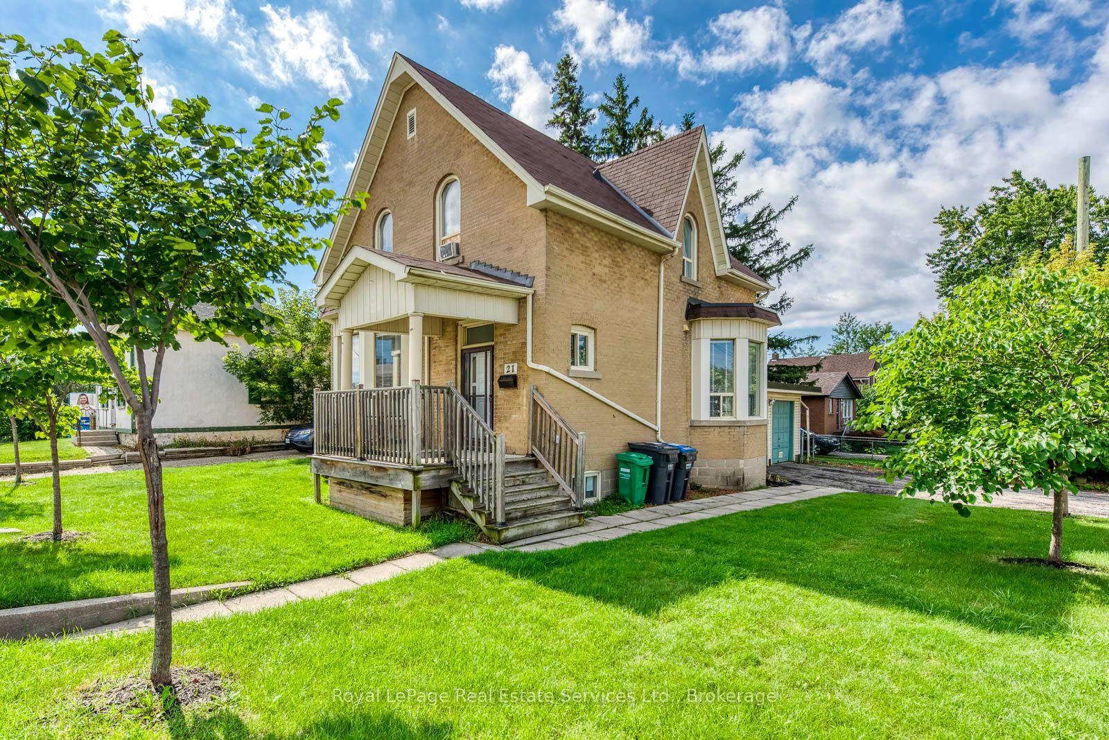 Photo 2 of 21 Centre Street S, Brampton, Queen Street Corridor — HOMEH