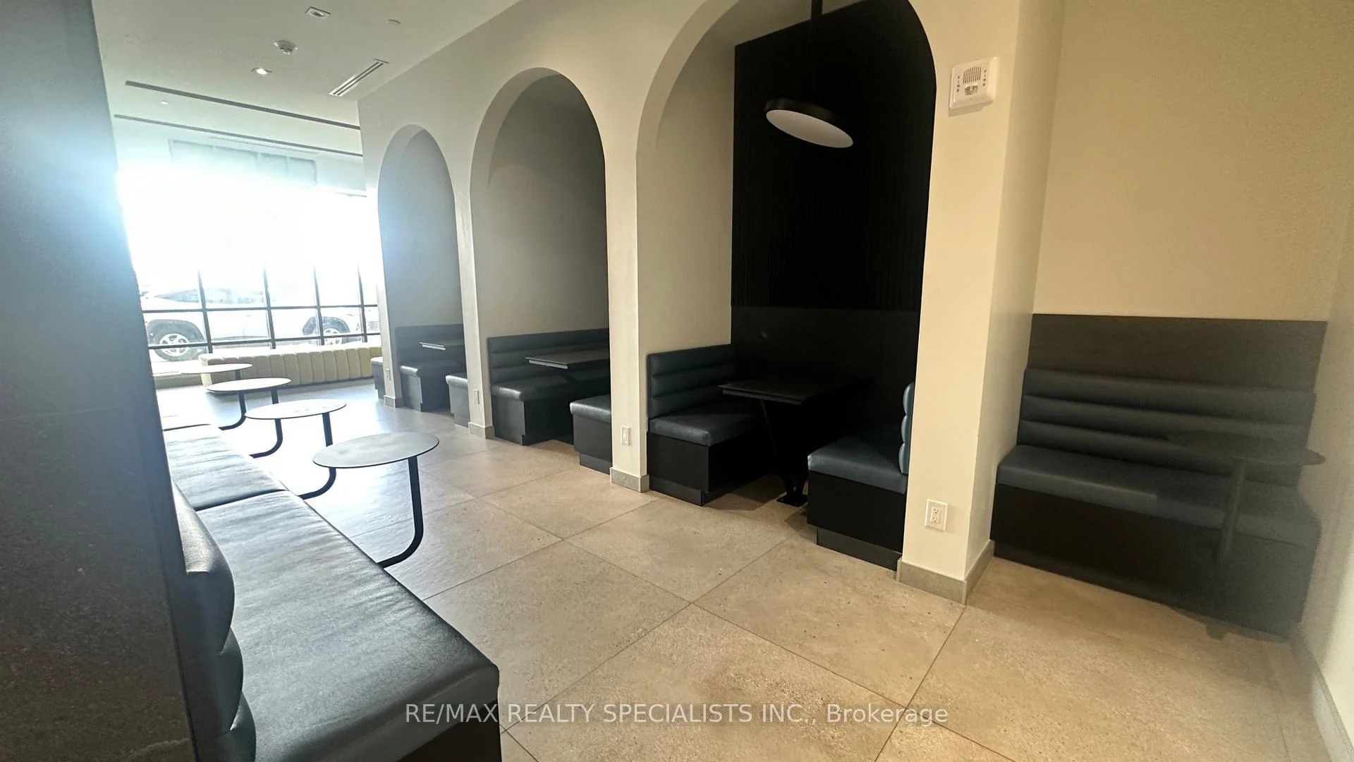 Photo 4 of Unit 406, 225 Malta Avenue, Brampton, Fletcher's Creek South — HOMEH