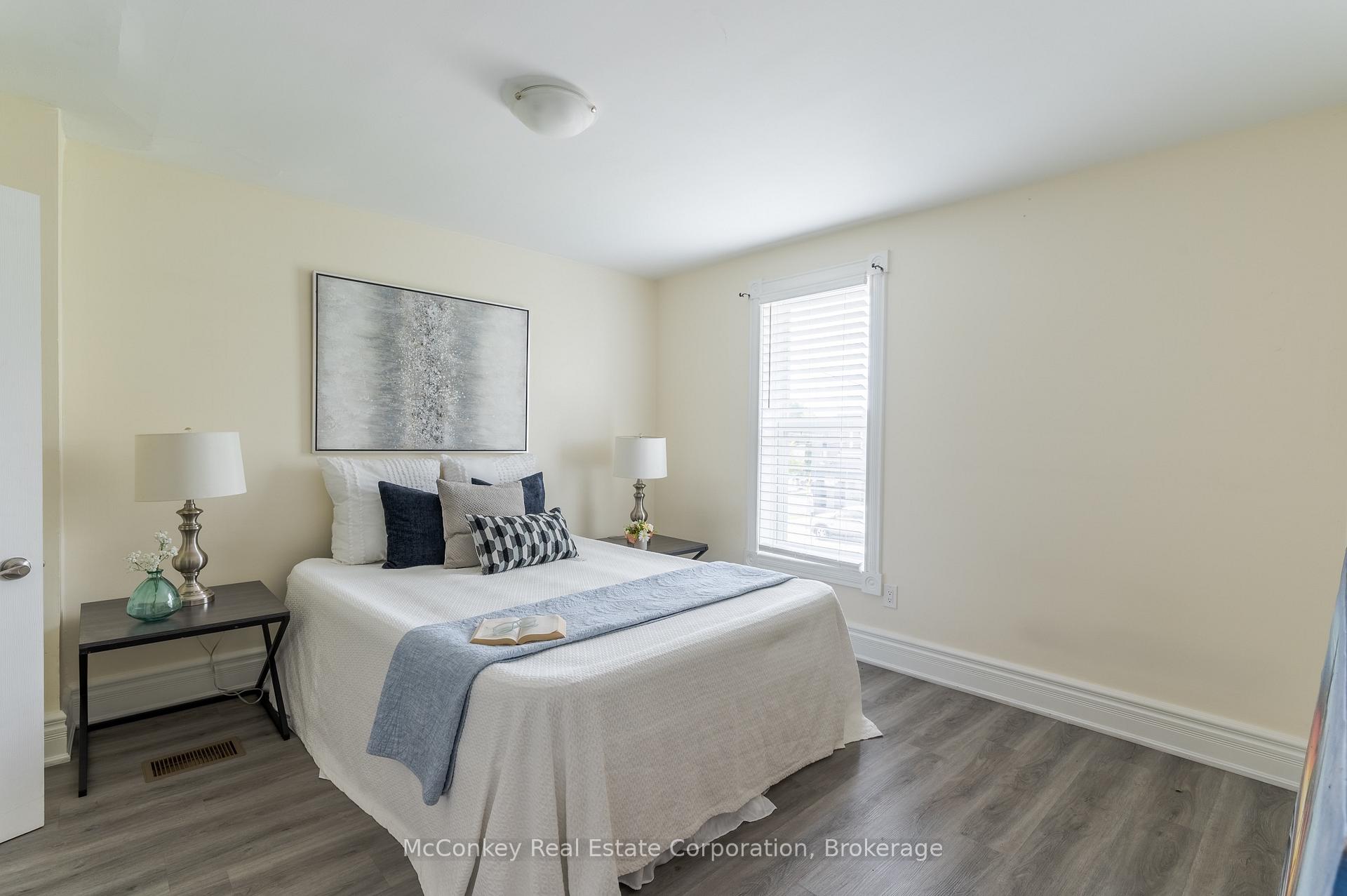 Photo 17 of 730 Park Street S, Peterborough, Otonabee Ward 1 — HOMEH