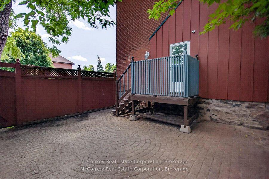 Photo 34 of 730 Park Street S, Peterborough, Otonabee Ward 1 — HOMEH