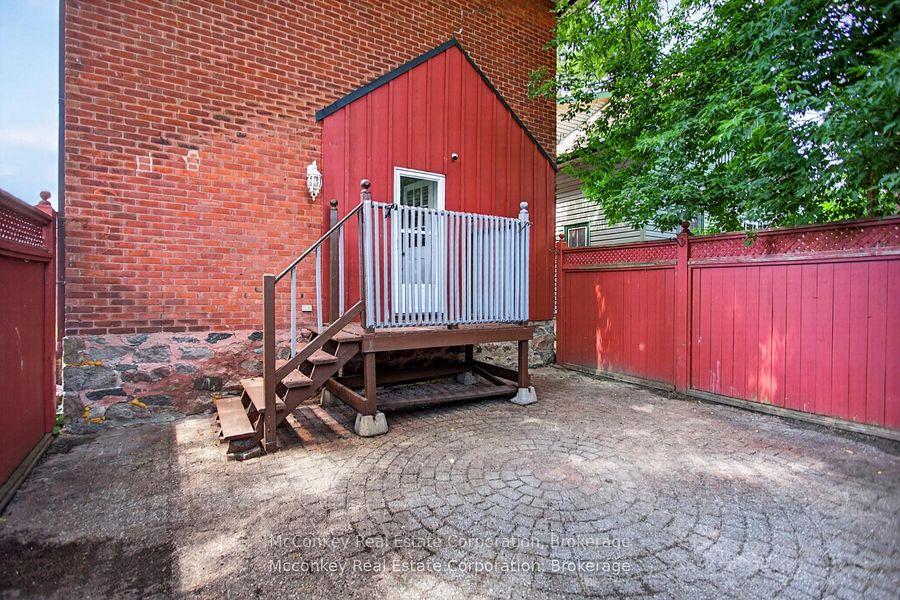 Photo 37 of 730 Park Street S, Peterborough, Otonabee Ward 1 — HOMEH