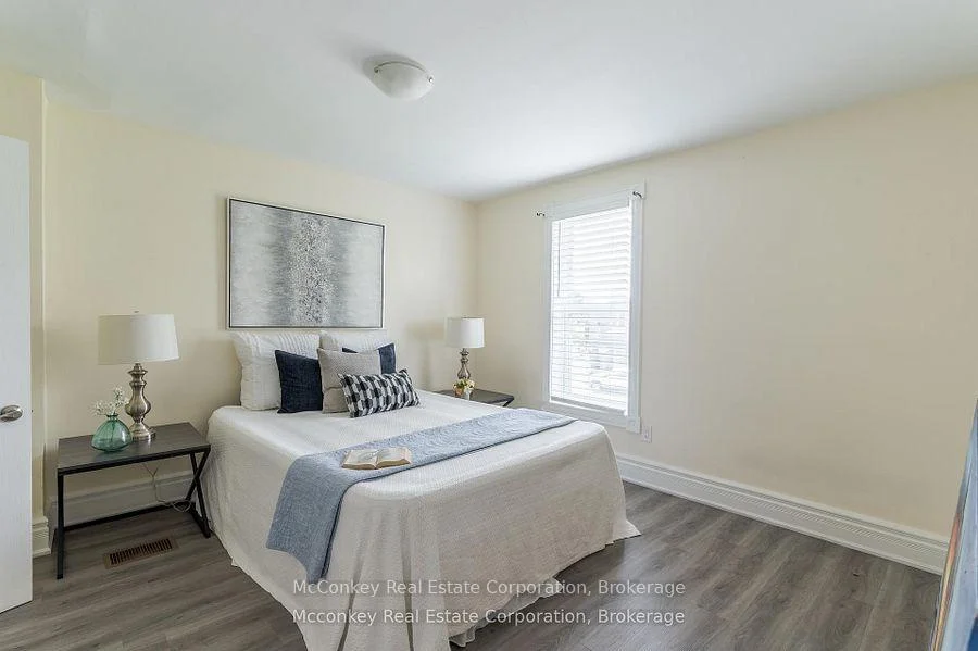 Photo 36 of 730 Park Street S, Peterborough, Otonabee Ward 1 — HOMEH