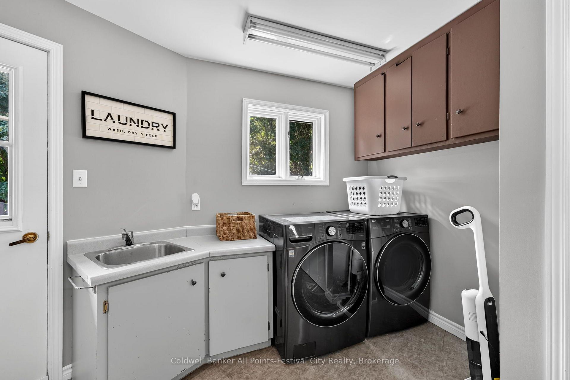 Photo 21 of 79617 Orchard Line, Central Huron, Goderich — HOMEH