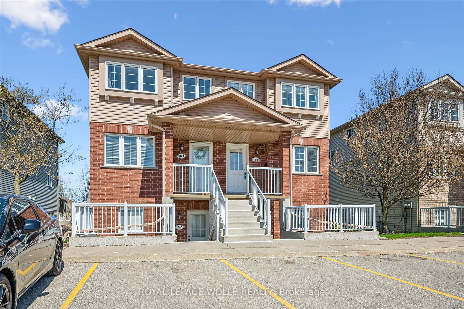 Photo 4 of Unit 16B, 50 Howe Drive, Kitchener, Forest Hill — HOMEH