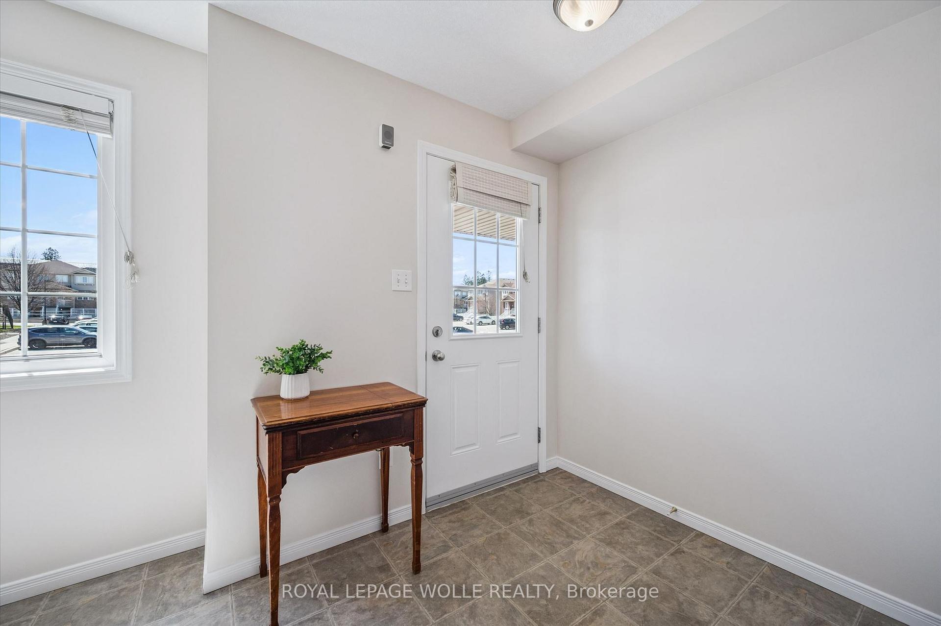 Photo 6 of Unit 16B, 50 Howe Drive, Kitchener, Forest Hill — HOMEH