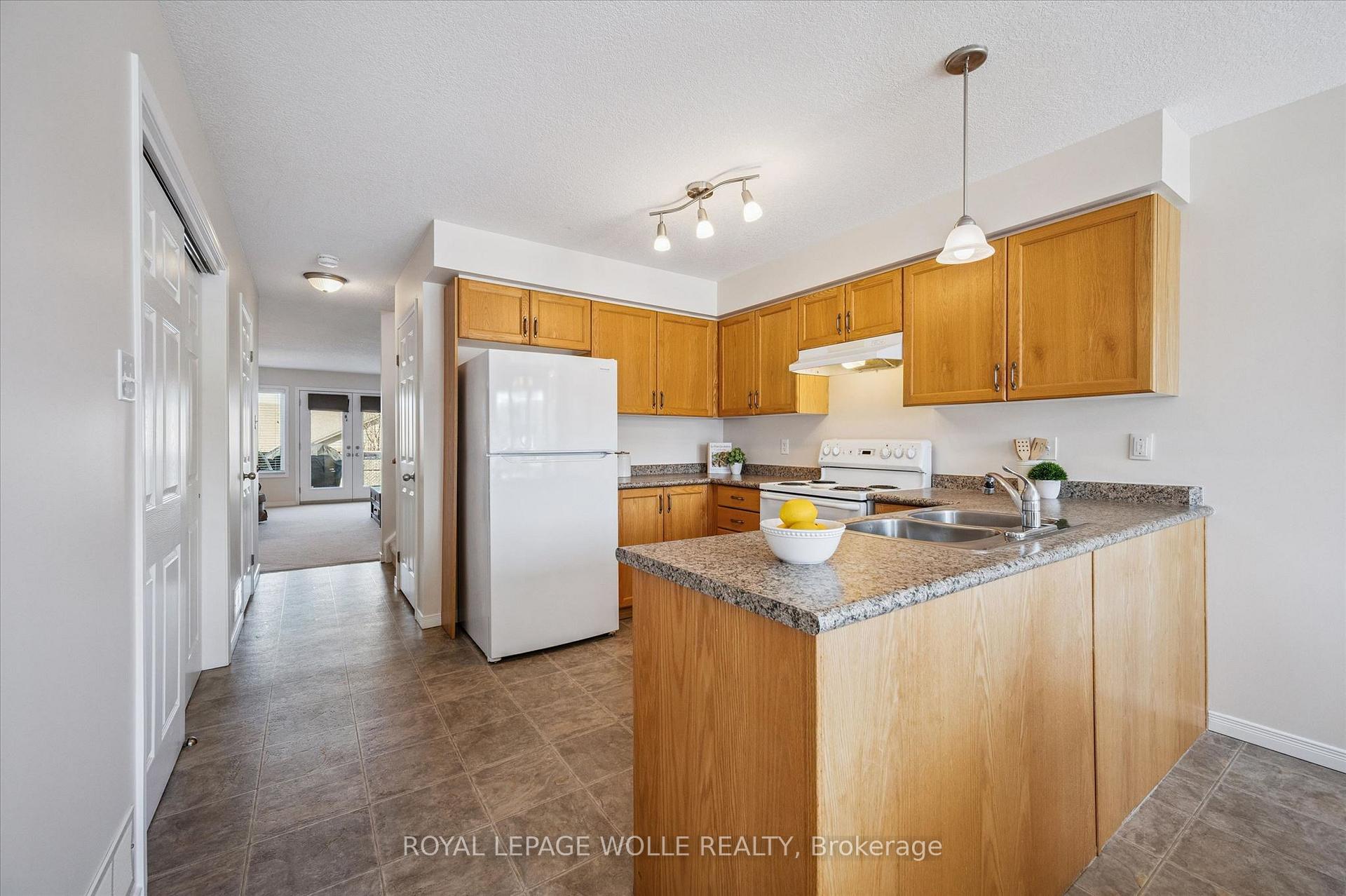 Photo 9 of Unit 16B, 50 Howe Drive, Kitchener, Forest Hill — HOMEH