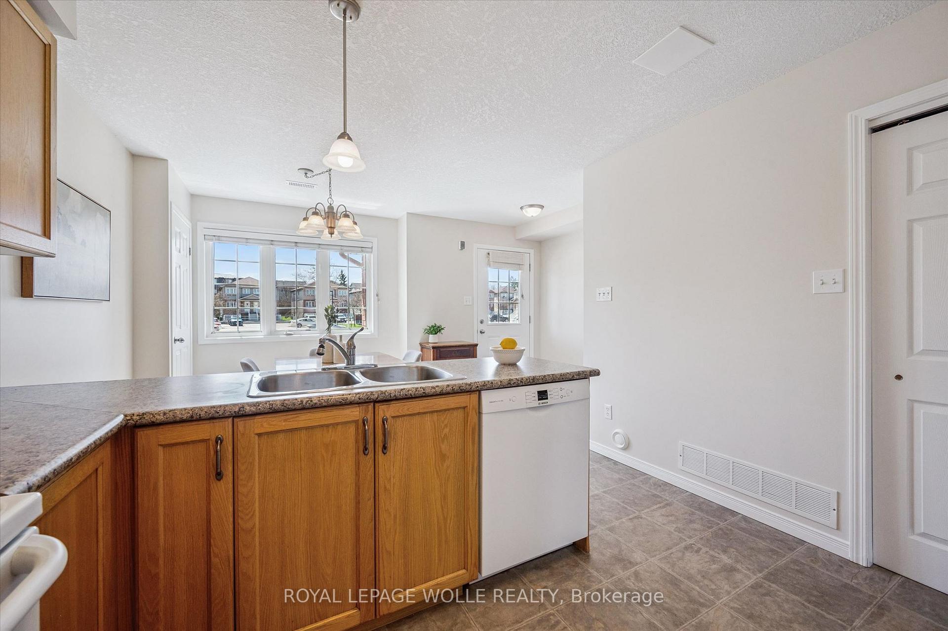 Photo 11 of Unit 16B, 50 Howe Drive, Kitchener, Forest Hill — HOMEH