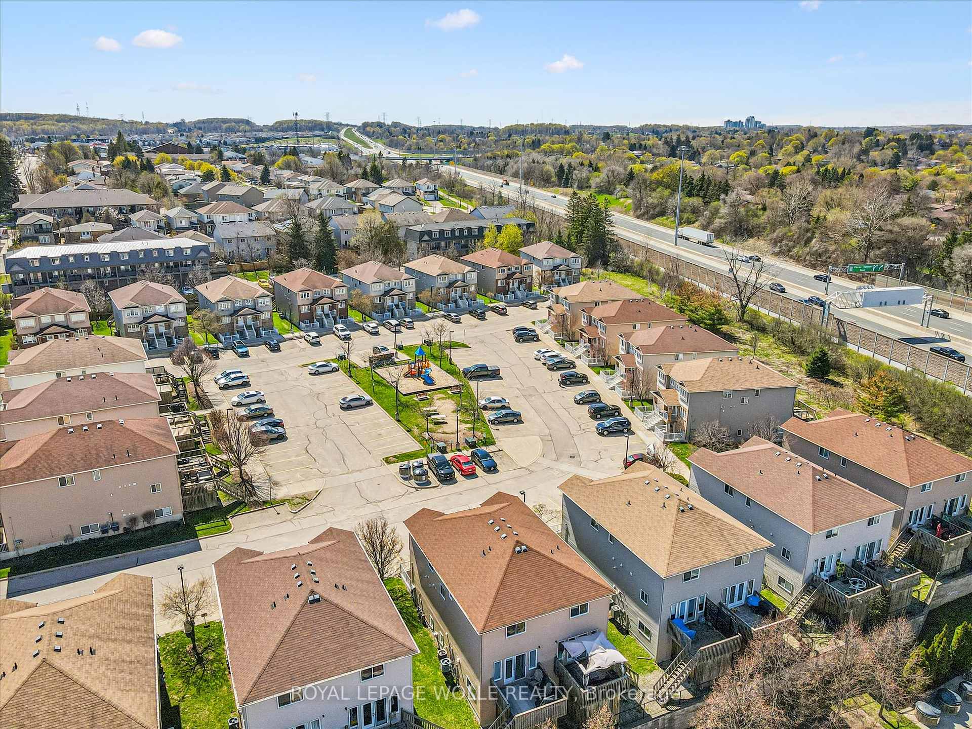 Photo 31 of Unit 16B, 50 Howe Drive, Kitchener, Forest Hill — HOMEH