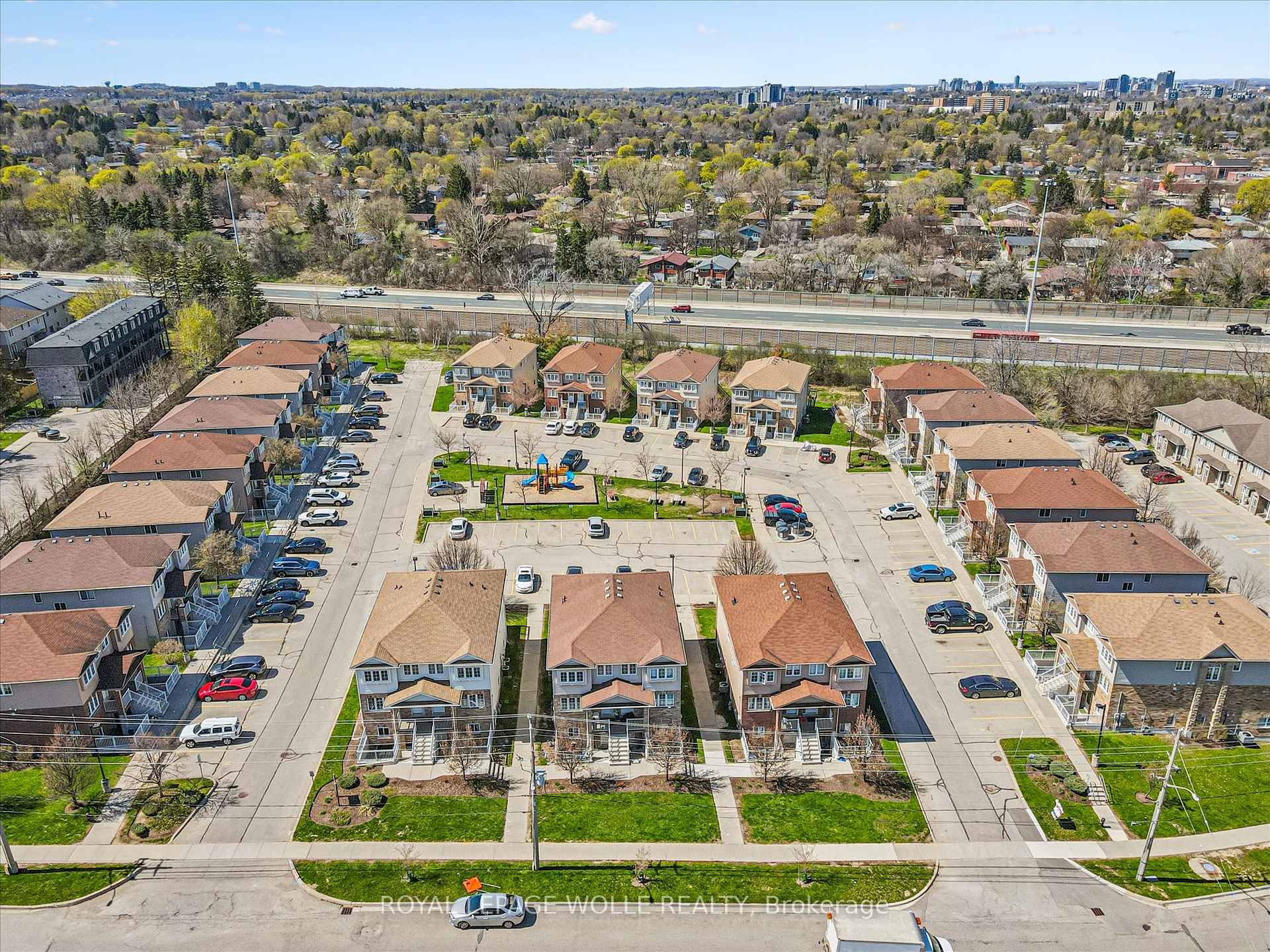 Photo 32 of Unit 16B, 50 Howe Drive, Kitchener, Forest Hill — HOMEH