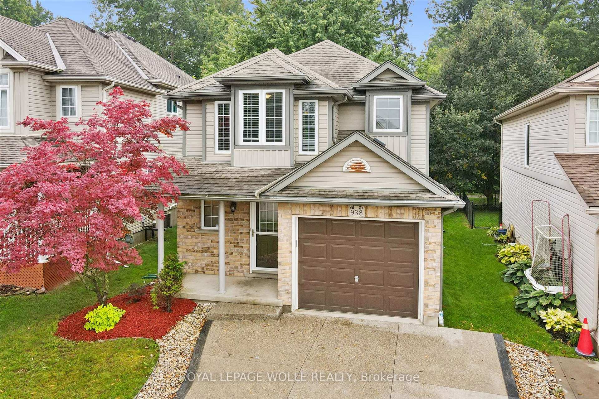 Photo 2 of 938 Atlantic Boulevard, Waterloo, Eastbridge — HOMEH