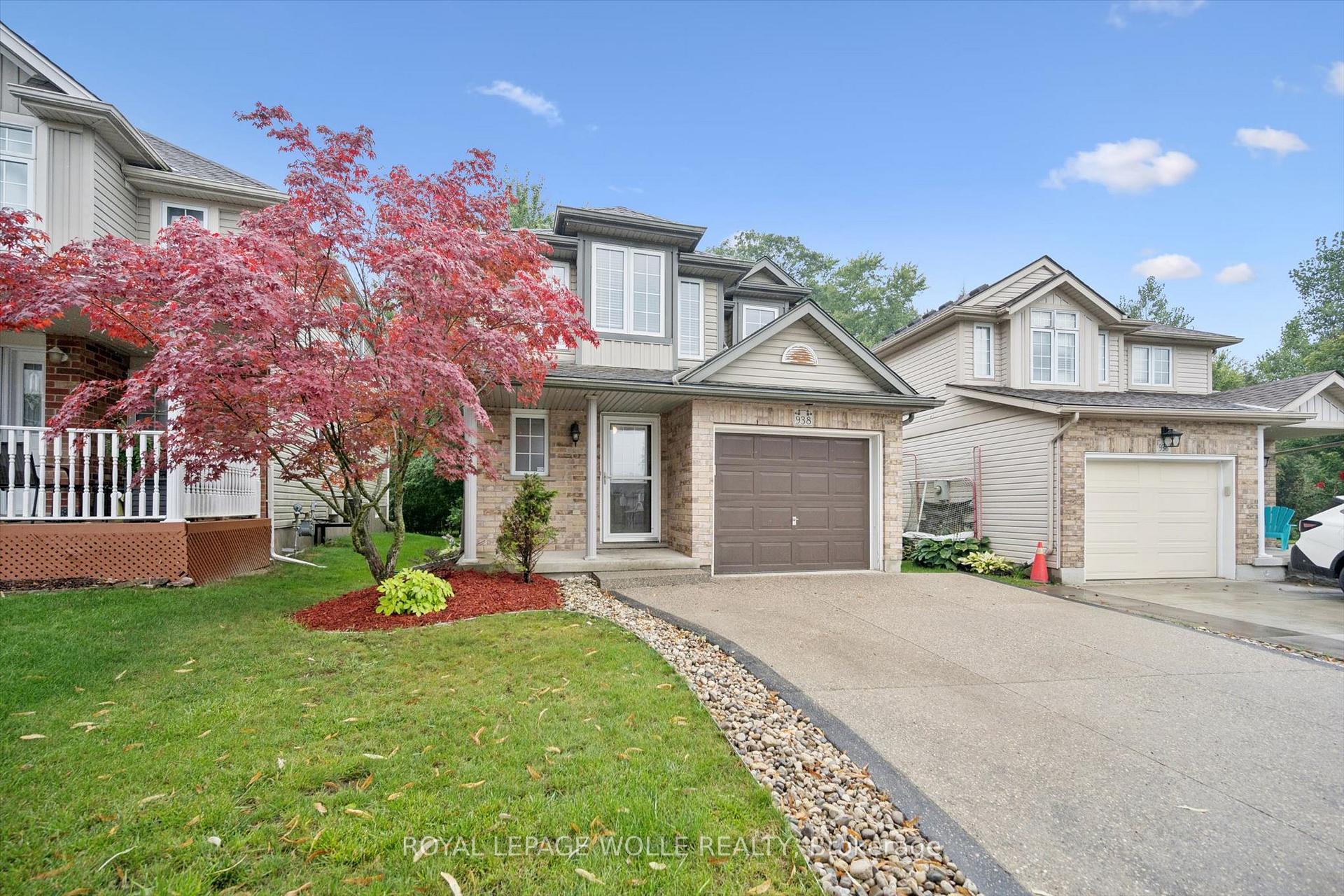 Photo 3 of 938 Atlantic Boulevard, Waterloo, Eastbridge — HOMEH