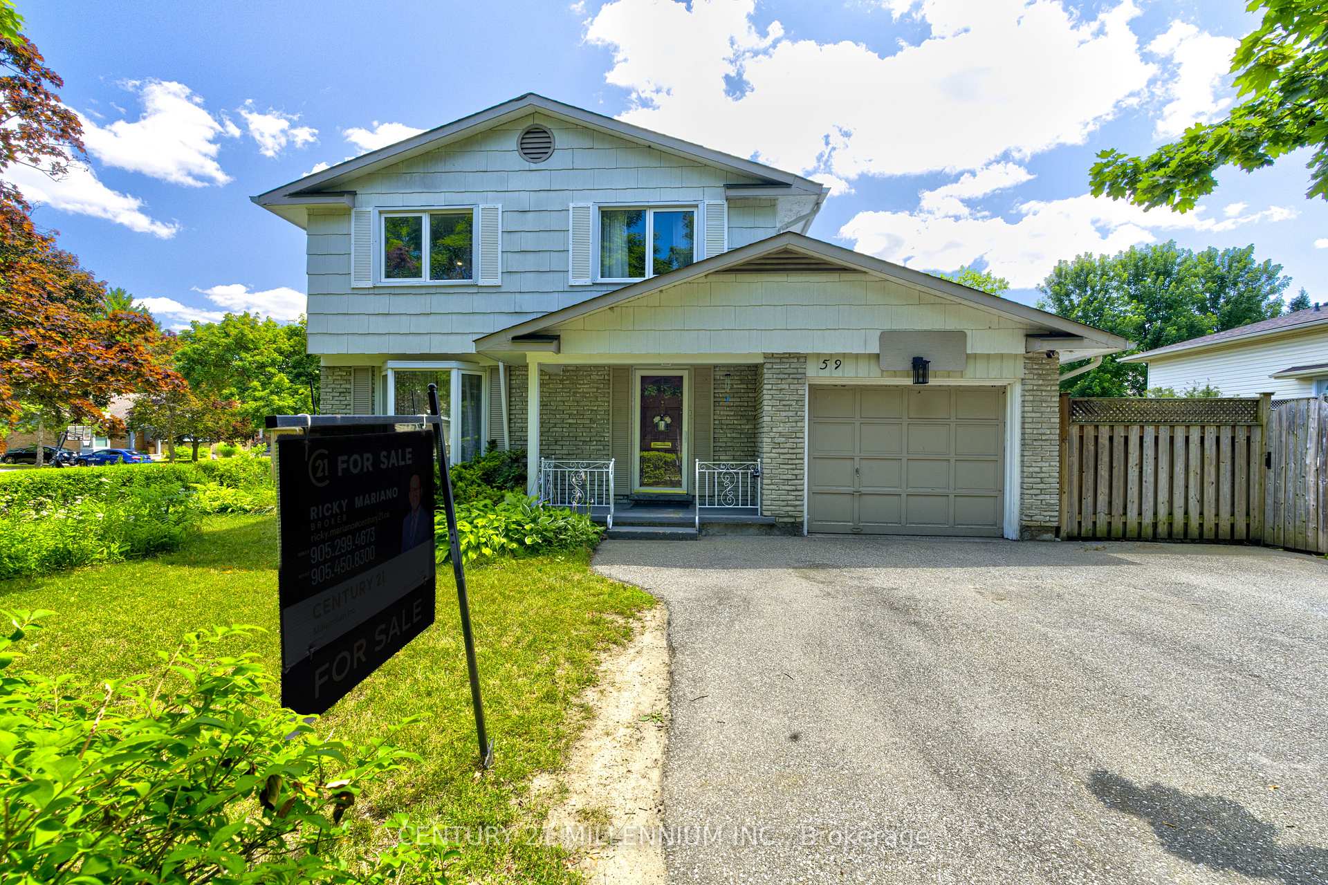 Photo 2 of 59 Lewis Crescent, Kitchener, Centreville Chicopee — HOMEH