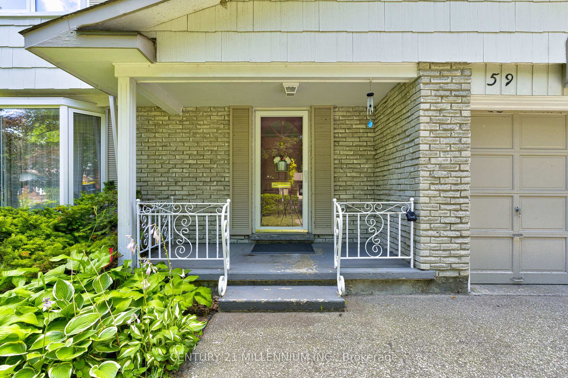 Photo 3 of 59 Lewis Crescent, Kitchener, Centreville Chicopee — HOMEH