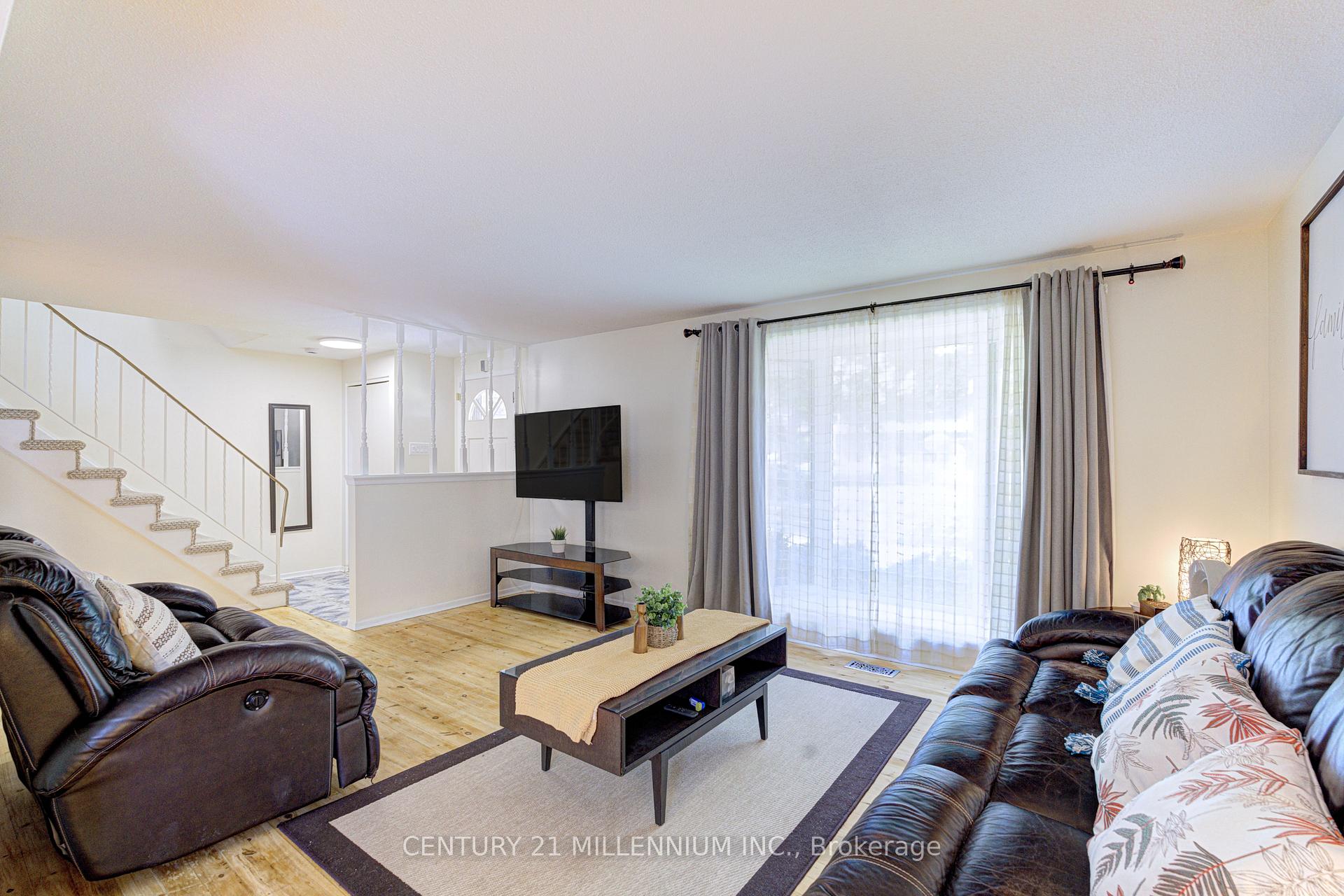 Photo 10 of 59 Lewis Crescent, Kitchener, Centreville Chicopee — HOMEH