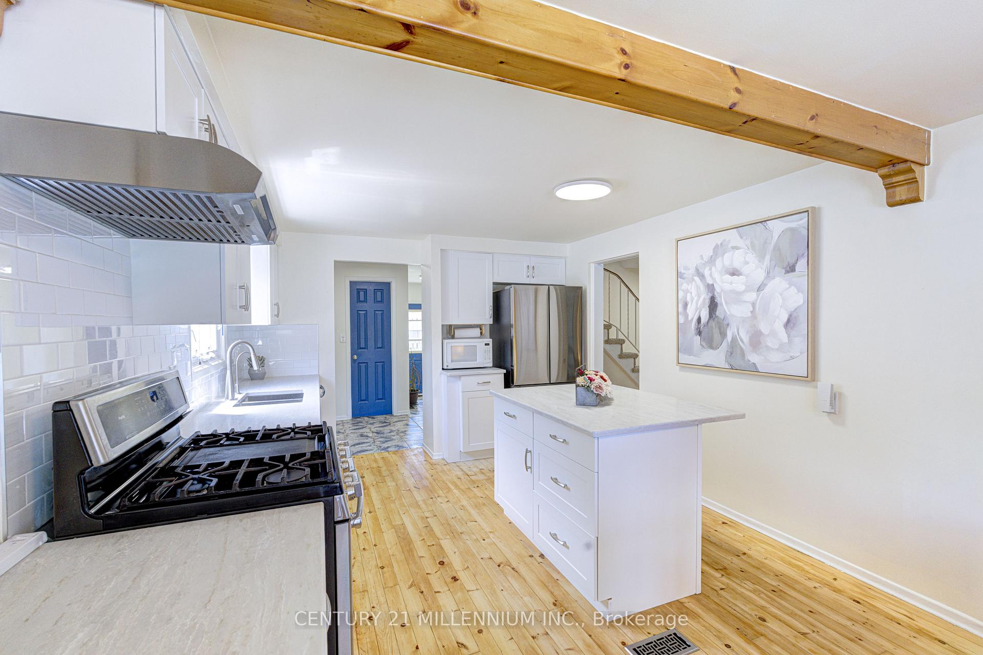 Photo 15 of 59 Lewis Crescent, Kitchener, Centreville Chicopee — HOMEH