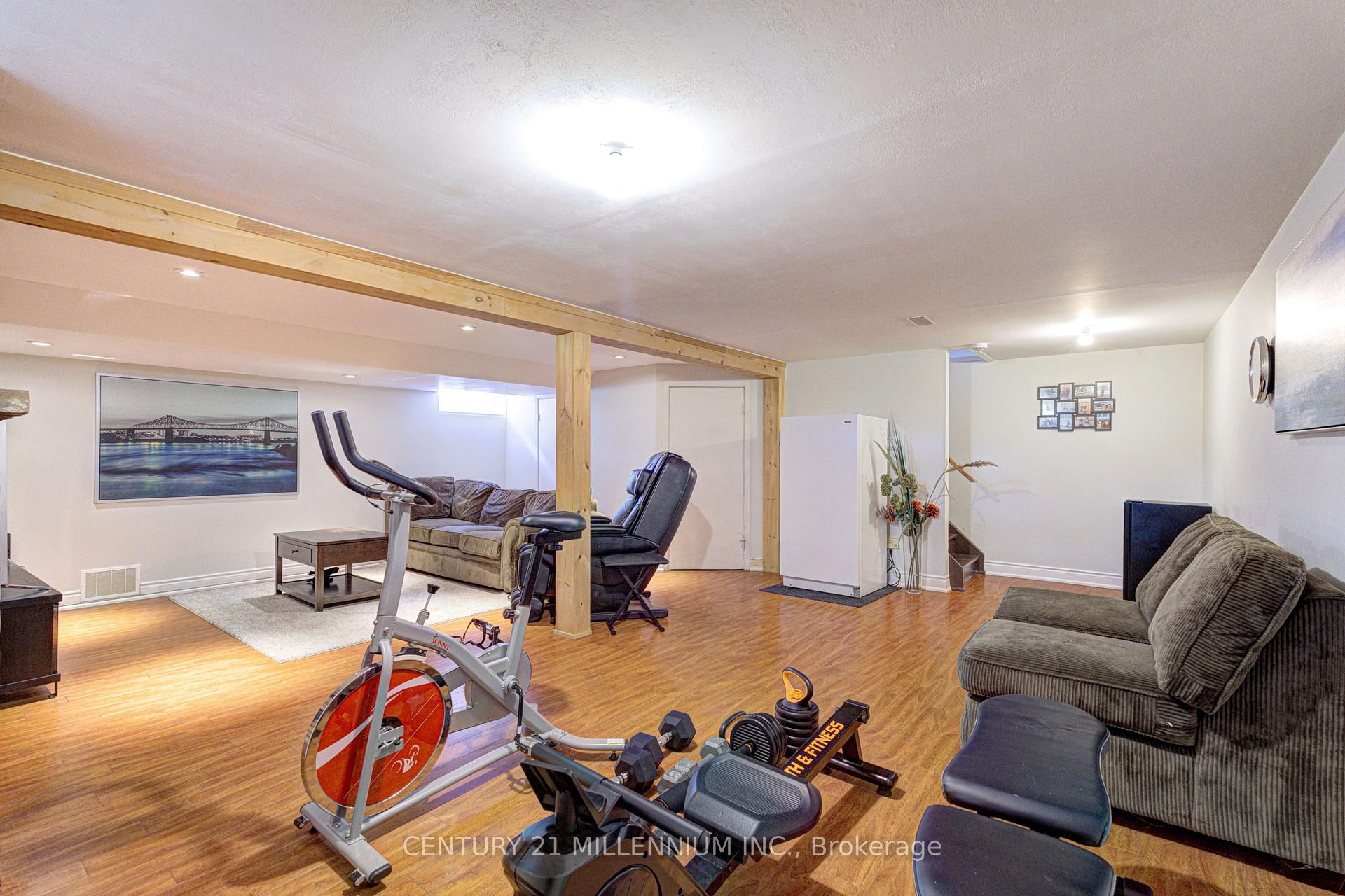 Photo 33 of 59 Lewis Crescent, Kitchener, Centreville Chicopee — HOMEH