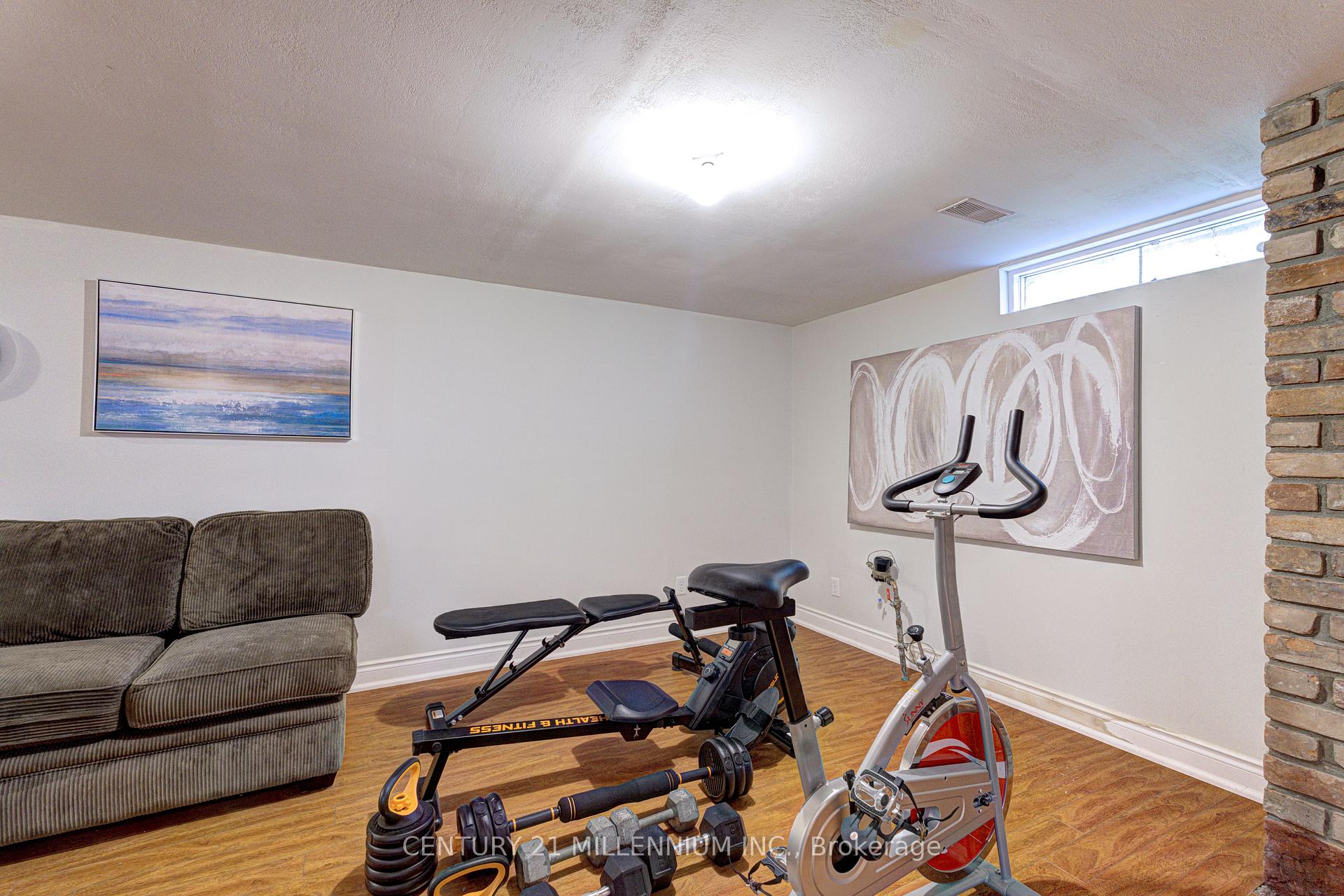 Photo 35 of 59 Lewis Crescent, Kitchener, Centreville Chicopee — HOMEH