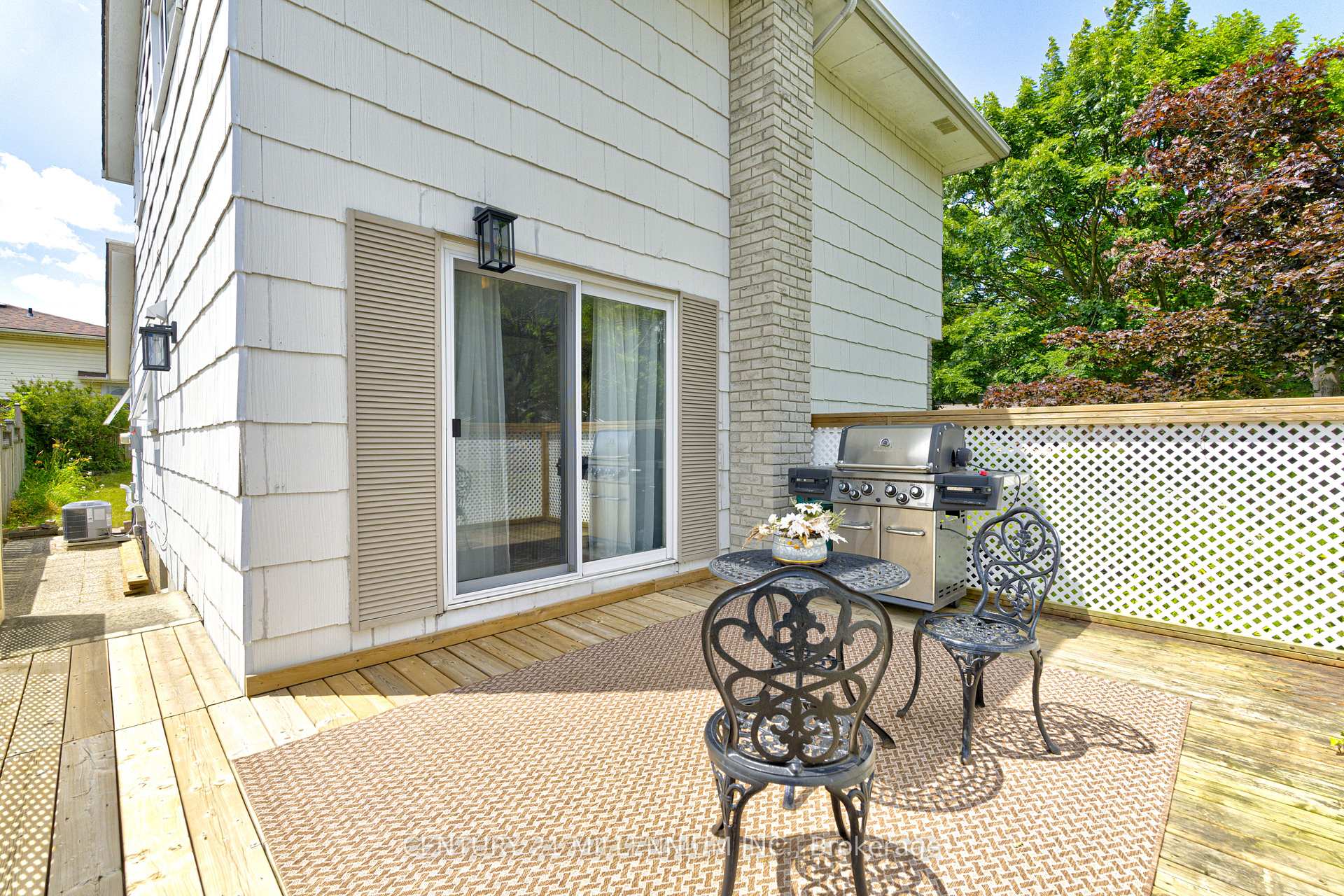 Photo 42 of 59 Lewis Crescent, Kitchener, Centreville Chicopee — HOMEH