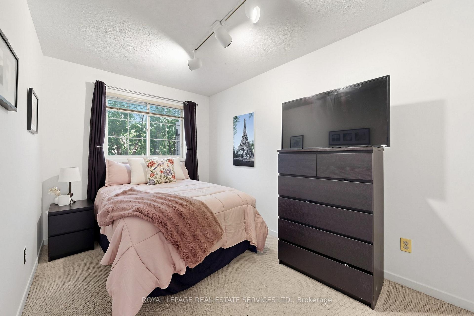 Photo 20 of 150 Tamarack Drive, Markham, Aileen-Willowbrook — HOMEH