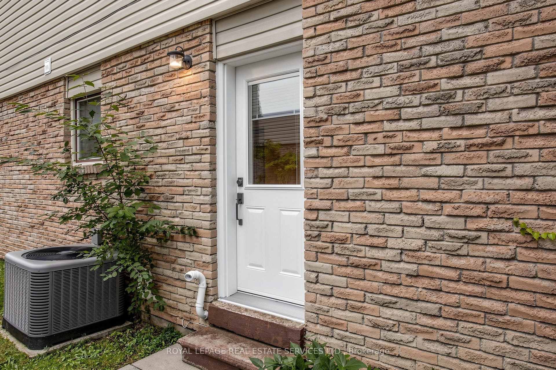 Photo 30 of 150 Tamarack Drive, Markham, Aileen-Willowbrook — HOMEH