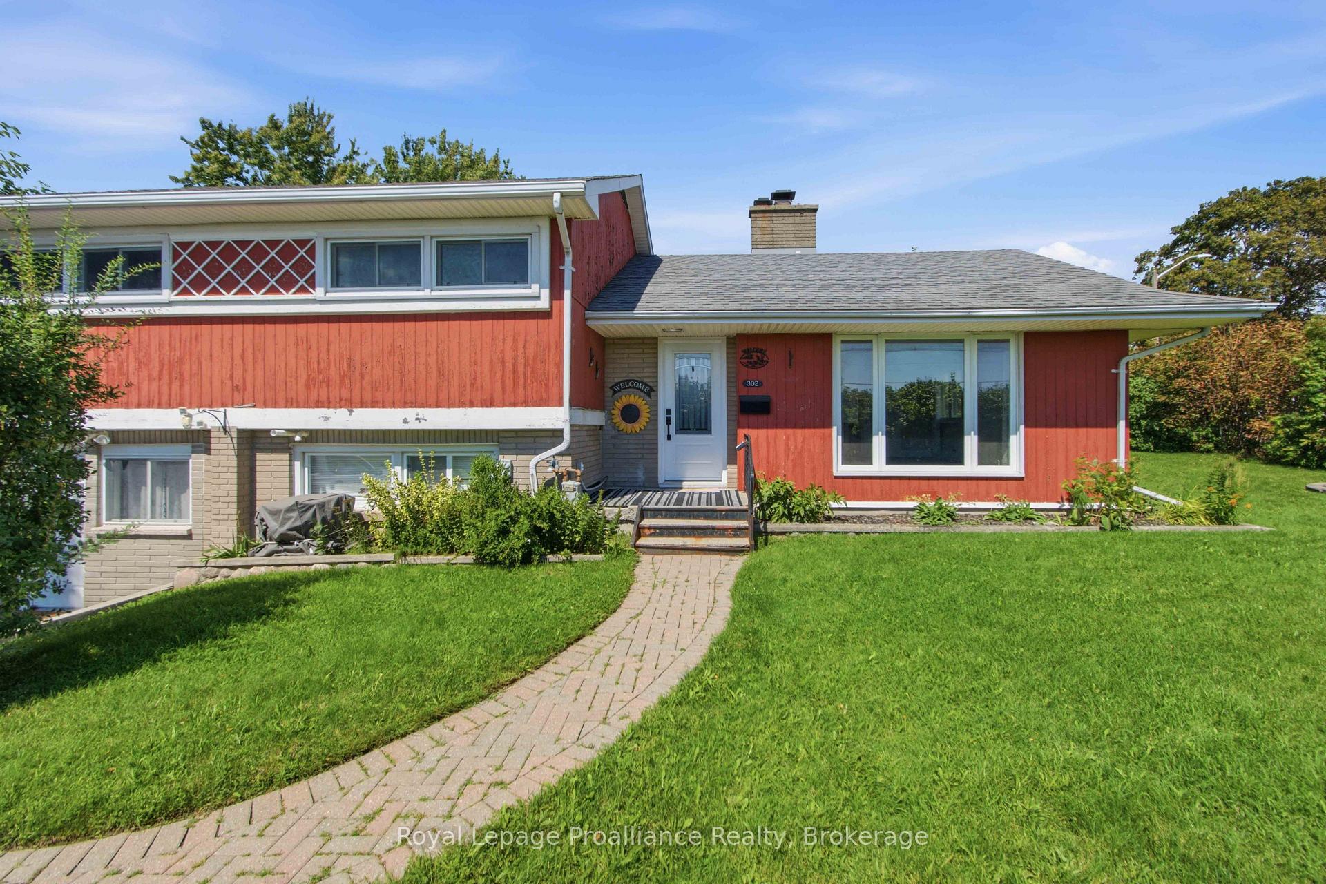 Photo 2 of 302 King Street, Quinte West, Trenton Ward — HOMEH