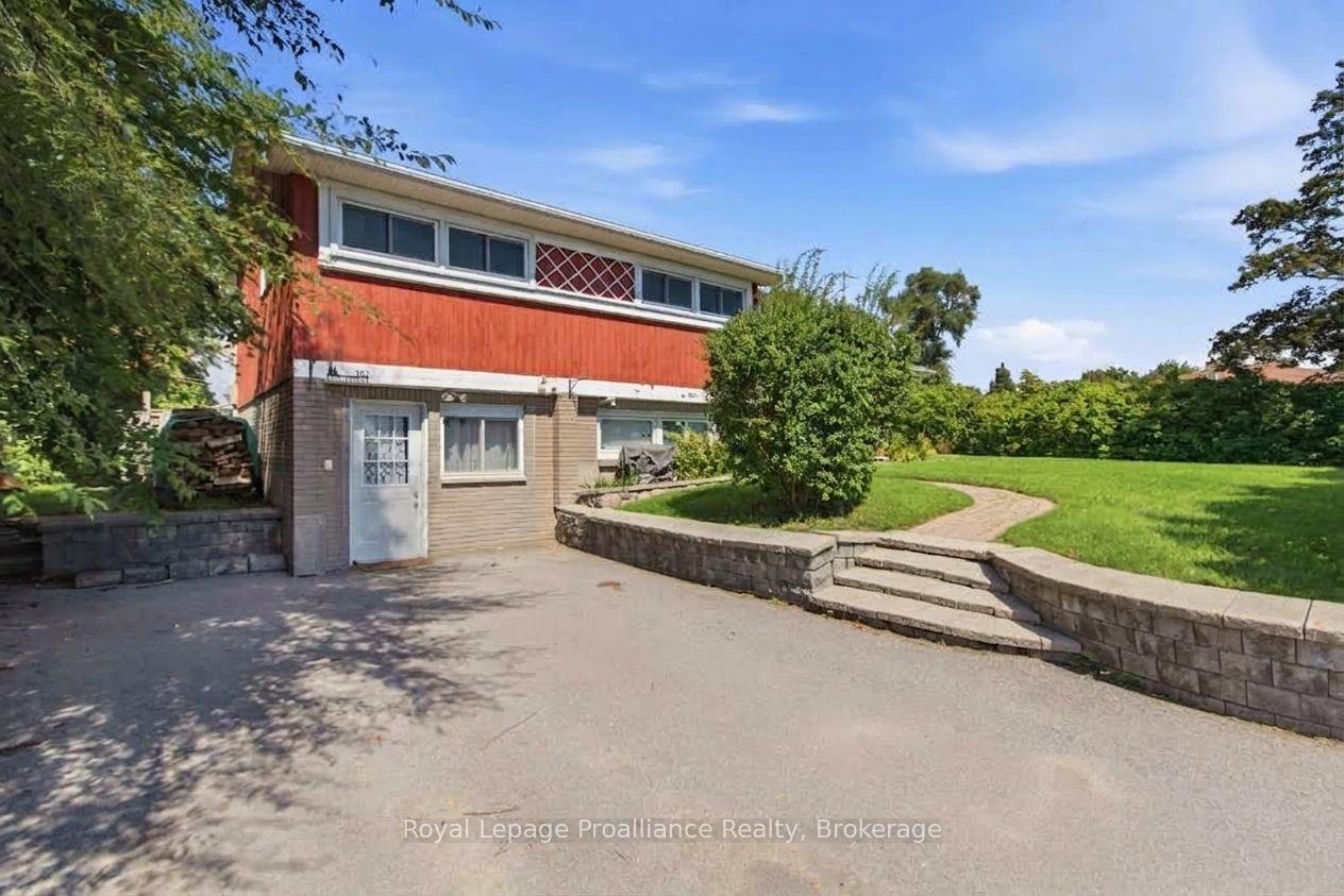 Photo 4 of 302 King Street, Quinte West, Trenton Ward — HOMEH