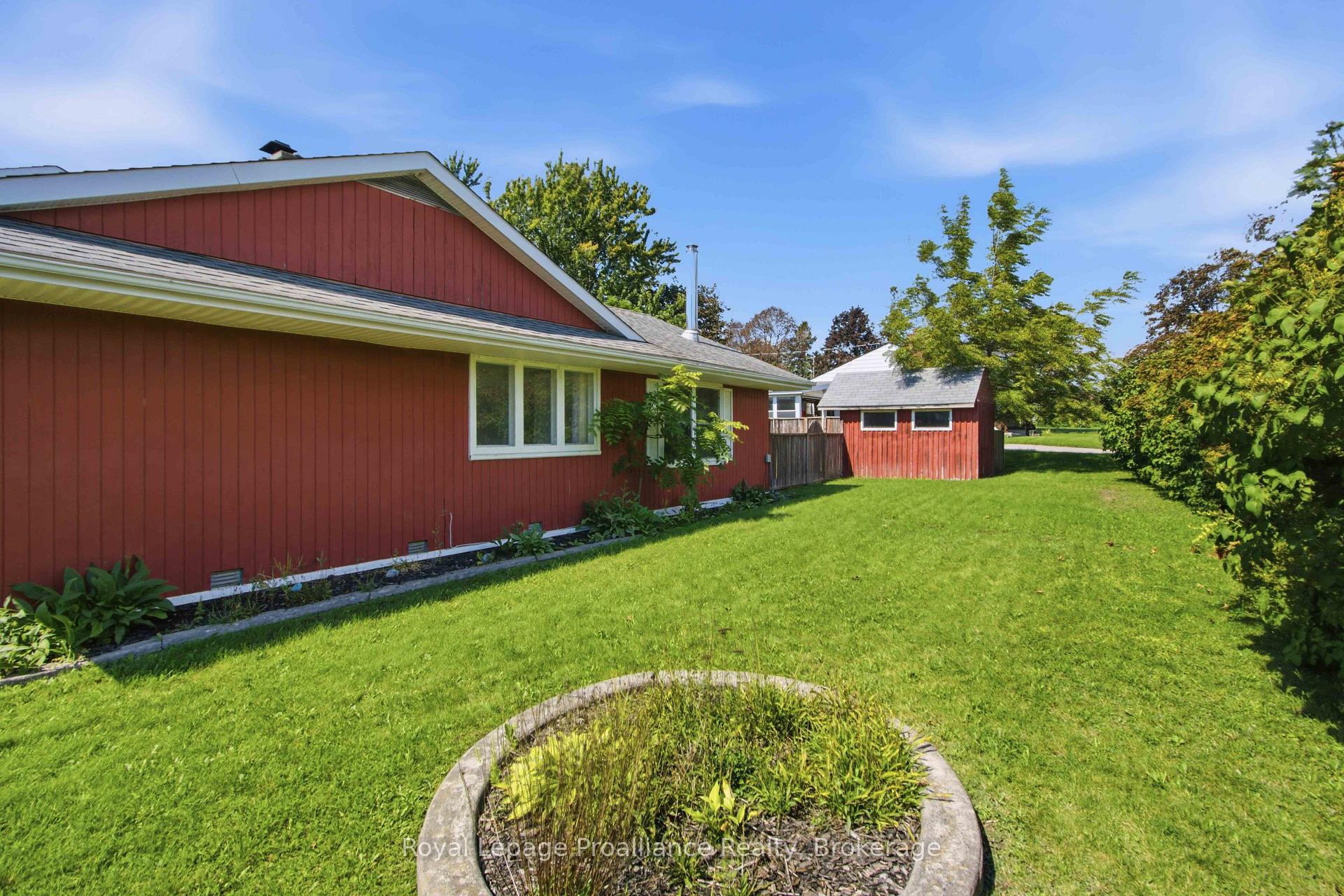 Photo 23 of 302 King Street, Quinte West, Trenton Ward — HOMEH