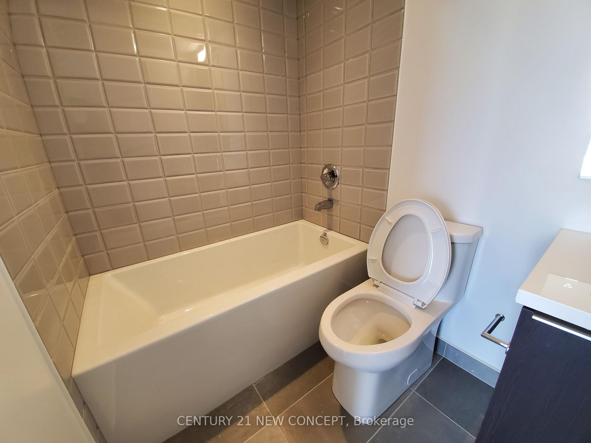 Photo 10 of Unit 1105, 203 College Street, Toronto, Kensington-Chinatown — HOMEH