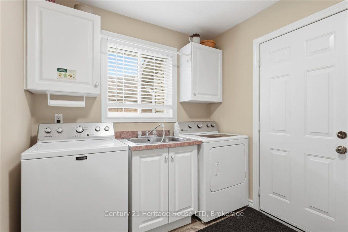 Photo 27 of 17 Oakridge Boulevard, Pelham, Fonthill — HOMEH