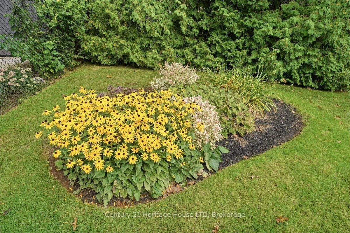 Photo 40 of 17 Oakridge Boulevard, Pelham, Fonthill — HOMEH