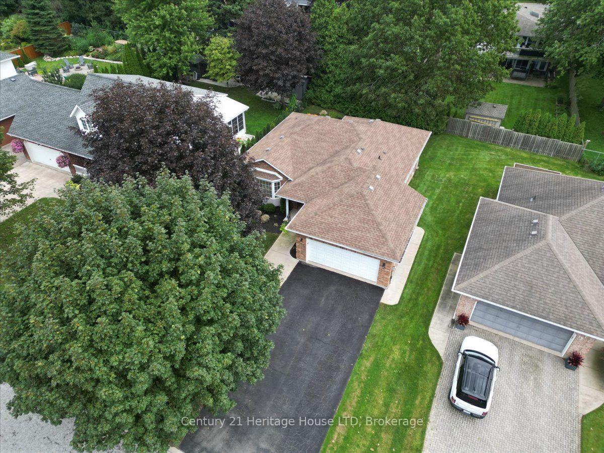 Photo 47 of 17 Oakridge Boulevard, Pelham, Fonthill — HOMEH