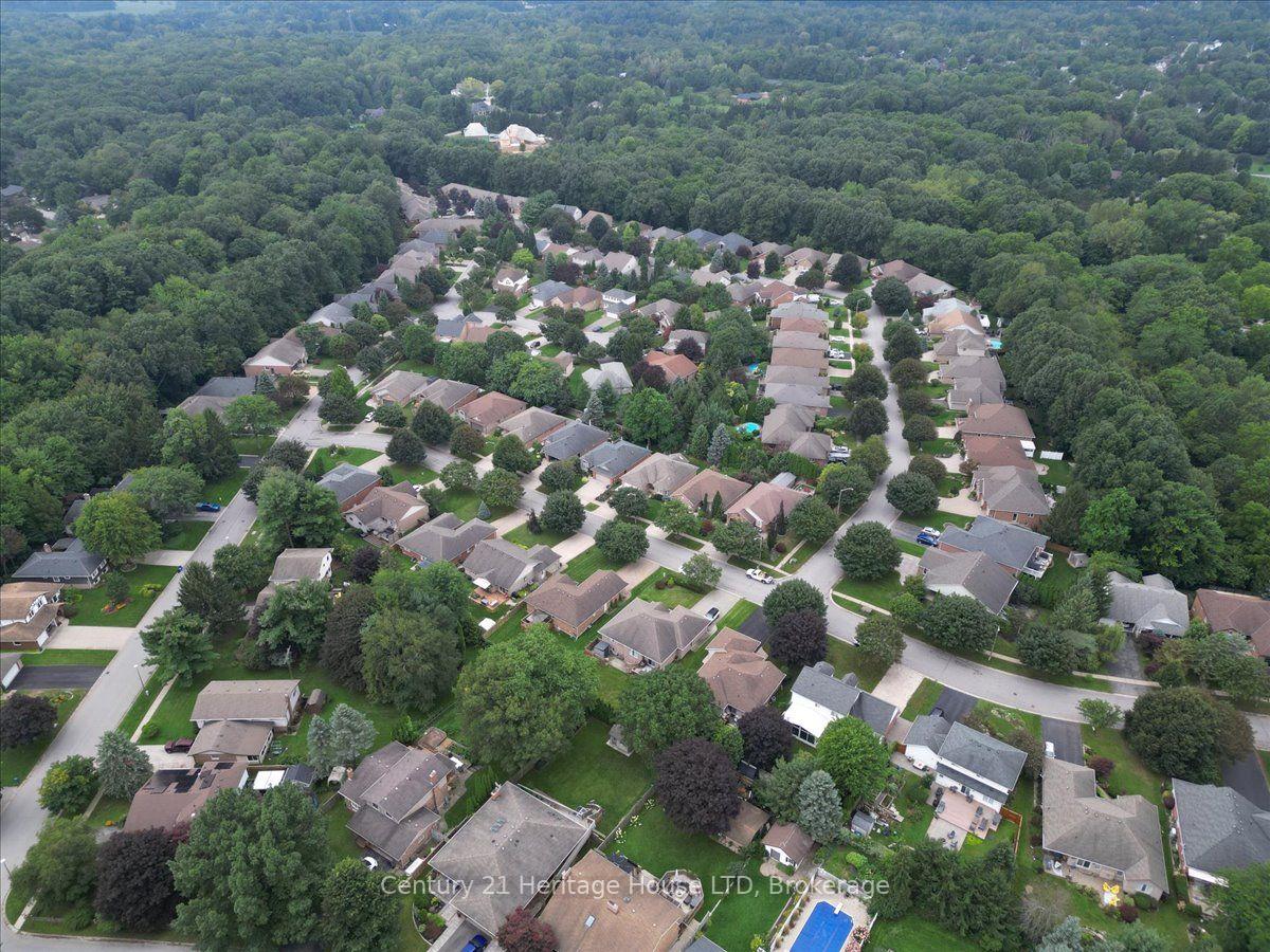 Photo 50 of 17 Oakridge Boulevard, Pelham, Fonthill — HOMEH