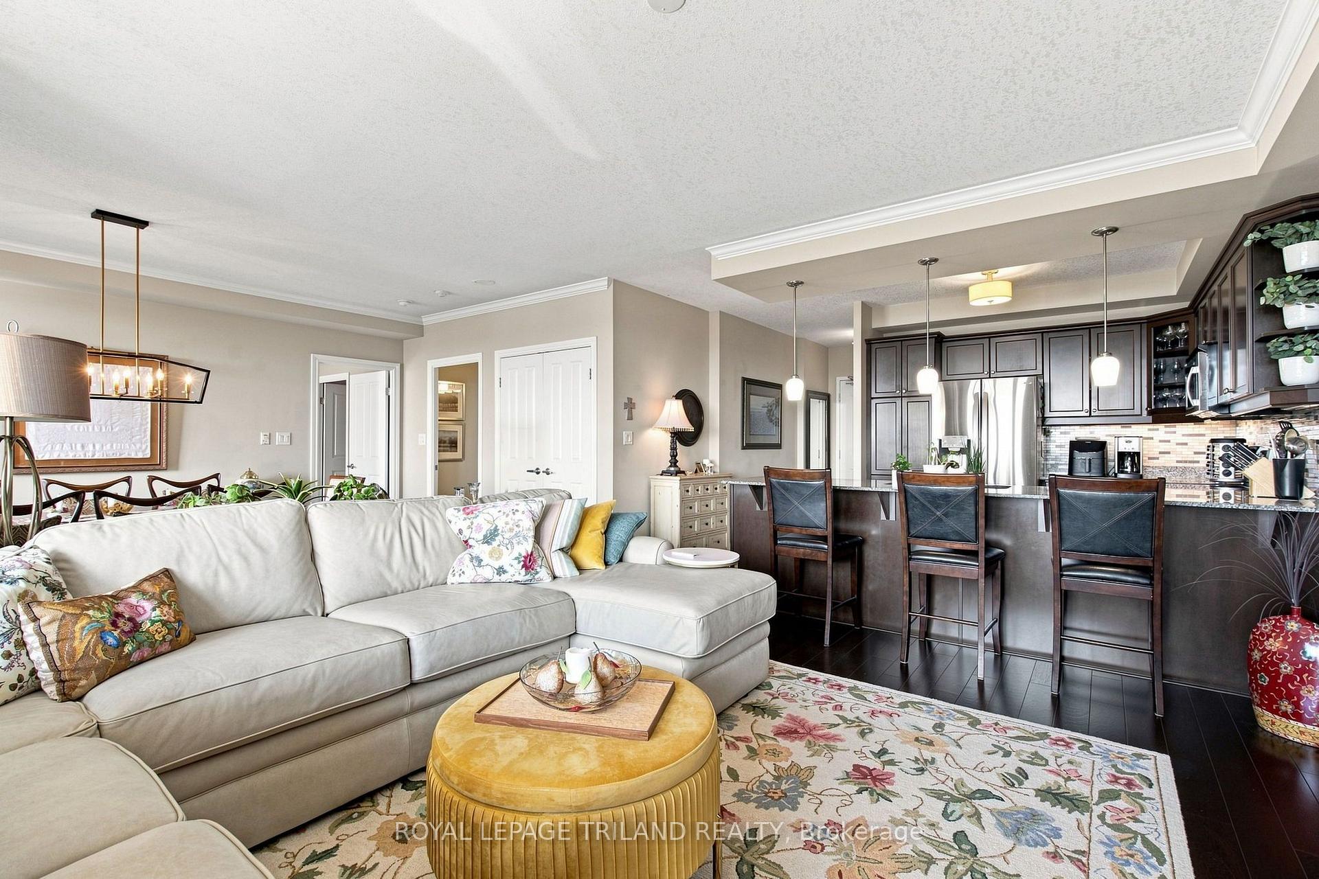 Photo 15 of Unit 1408, 1030 Coronation Drive, London, North I — HOMEH