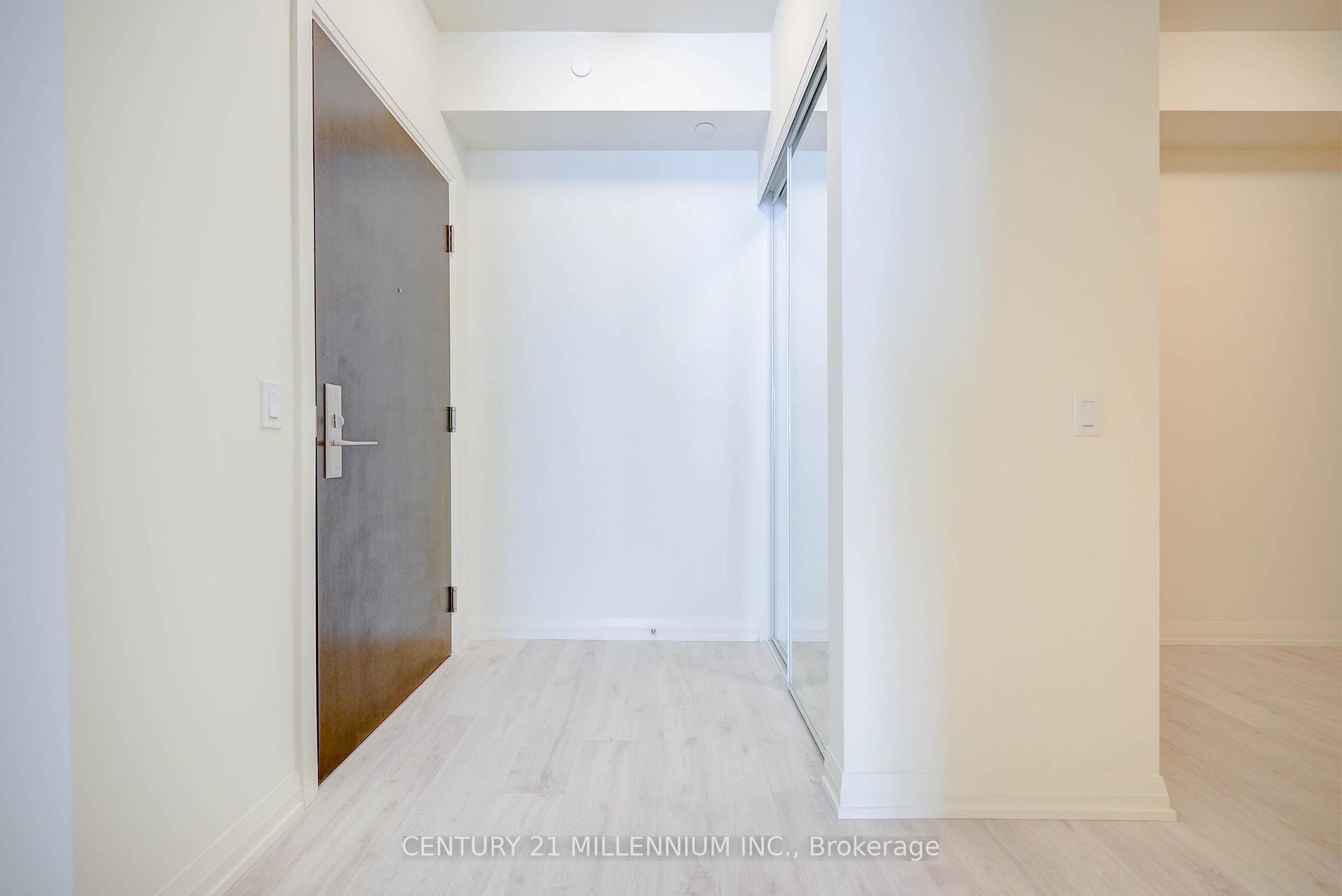 Photo 3 of Unit 1120, 9000 Jane Street, Vaughan, Concord — HOMEH