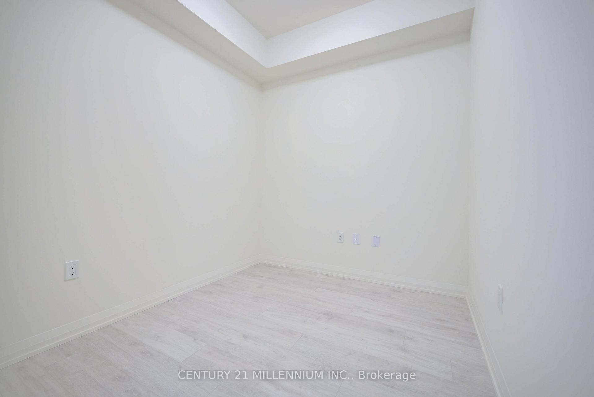 Photo 9 of Unit 1120, 9000 Jane Street, Vaughan, Concord — HOMEH