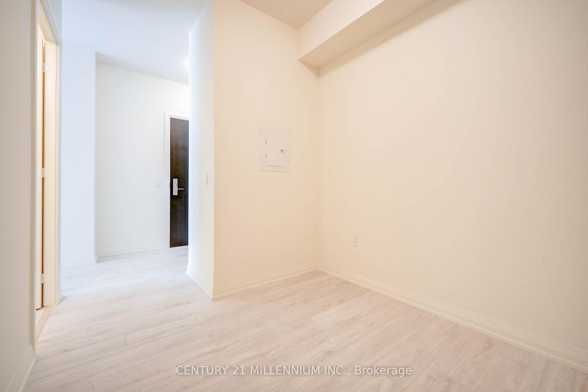 Photo 11 of Unit 1120, 9000 Jane Street, Vaughan, Concord — HOMEH
