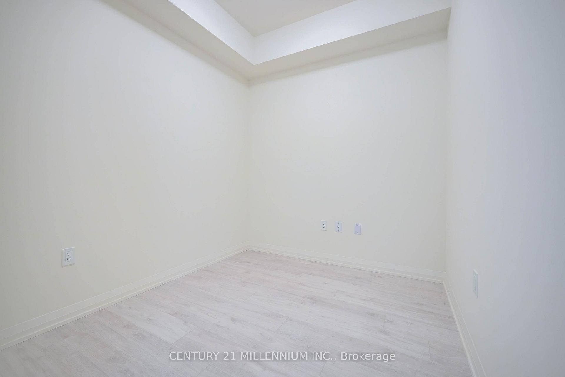 Photo 10 of Unit 1120, 9000 Jane Street, Vaughan, Concord — HOMEH