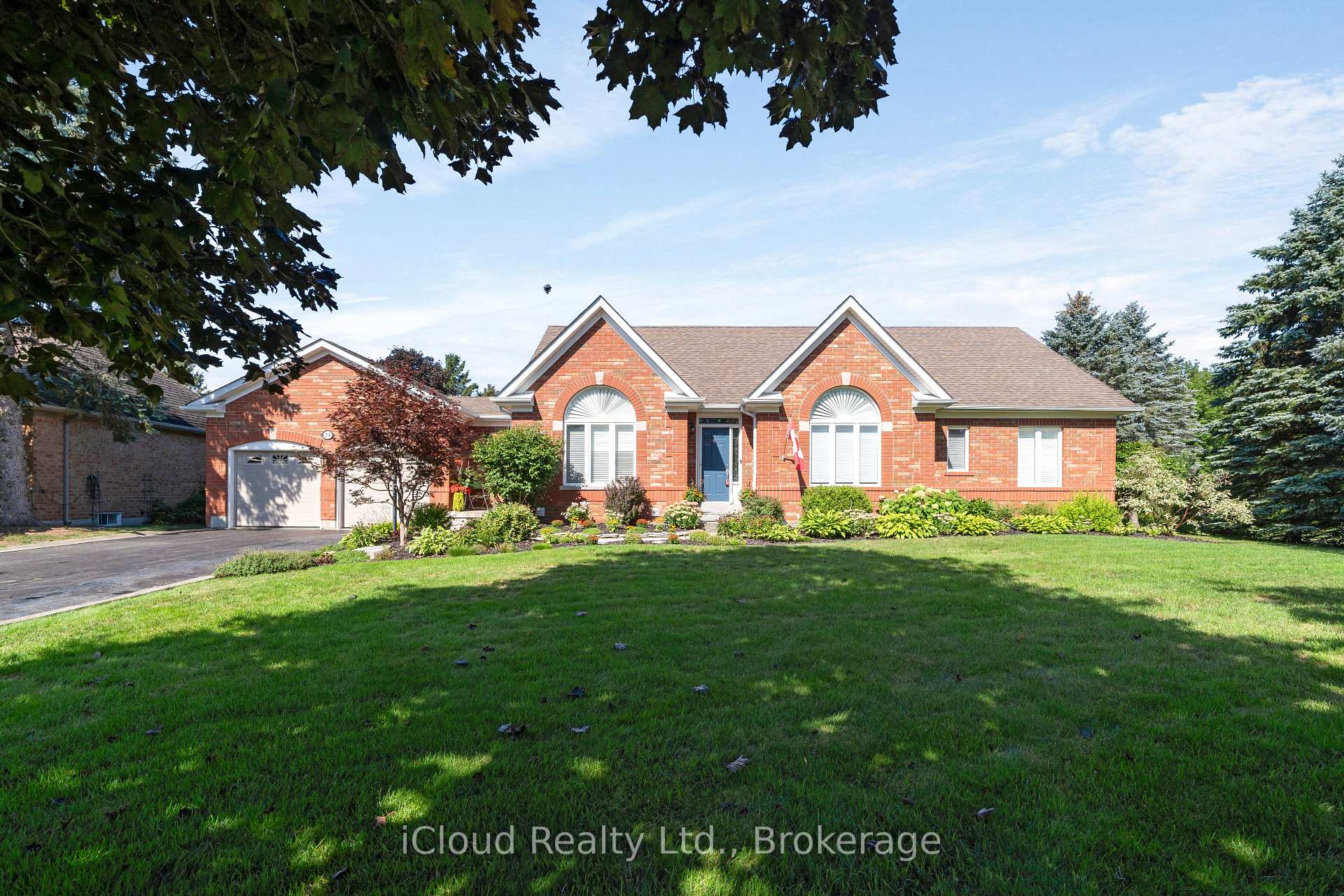 Photo 2 of 24 Mccullogh Drive, Erin — HOMEH