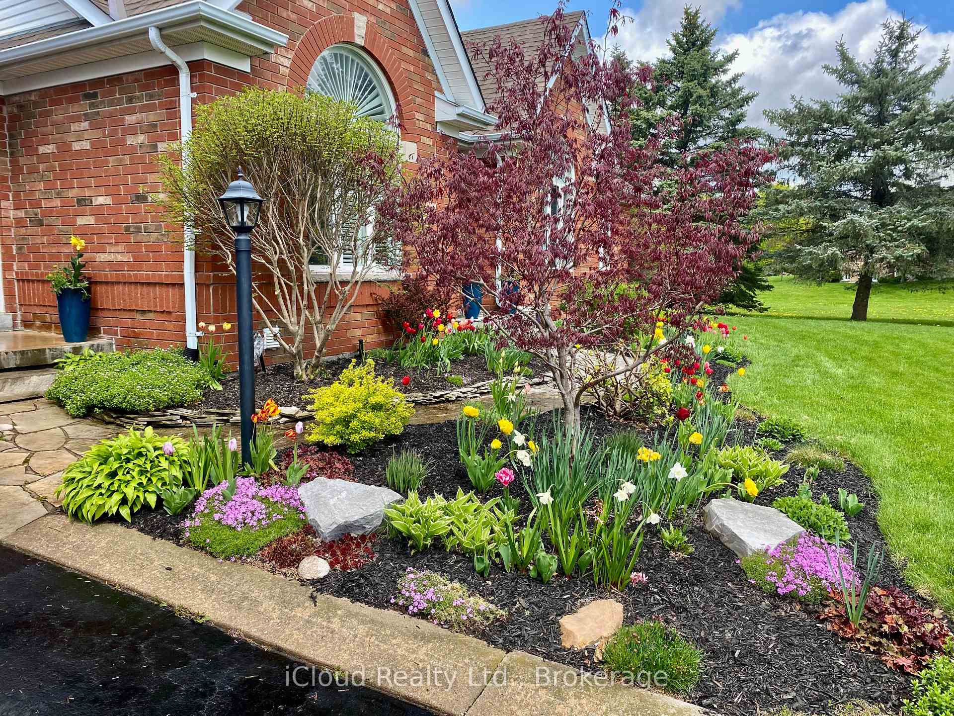 Photo 3 of 24 Mccullogh Drive, Erin — HOMEH
