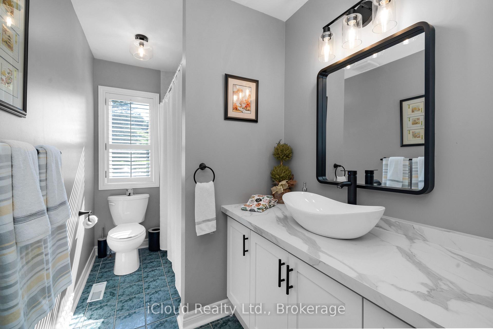Photo 63 of 24 Mccullogh Drive, Erin — HOMEH