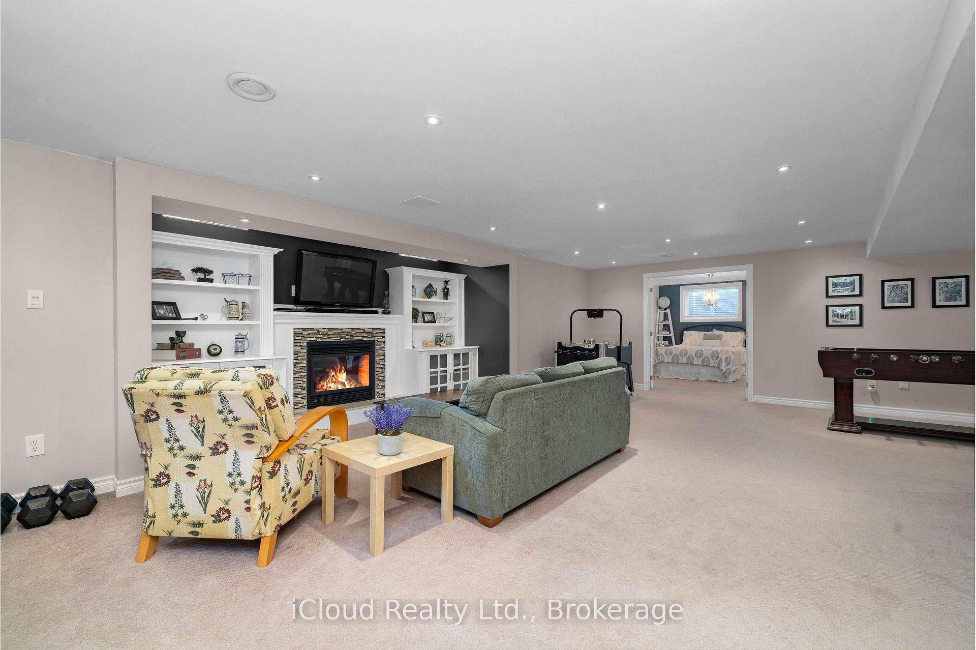 Photo 66 of 24 Mccullogh Drive, Erin — HOMEH