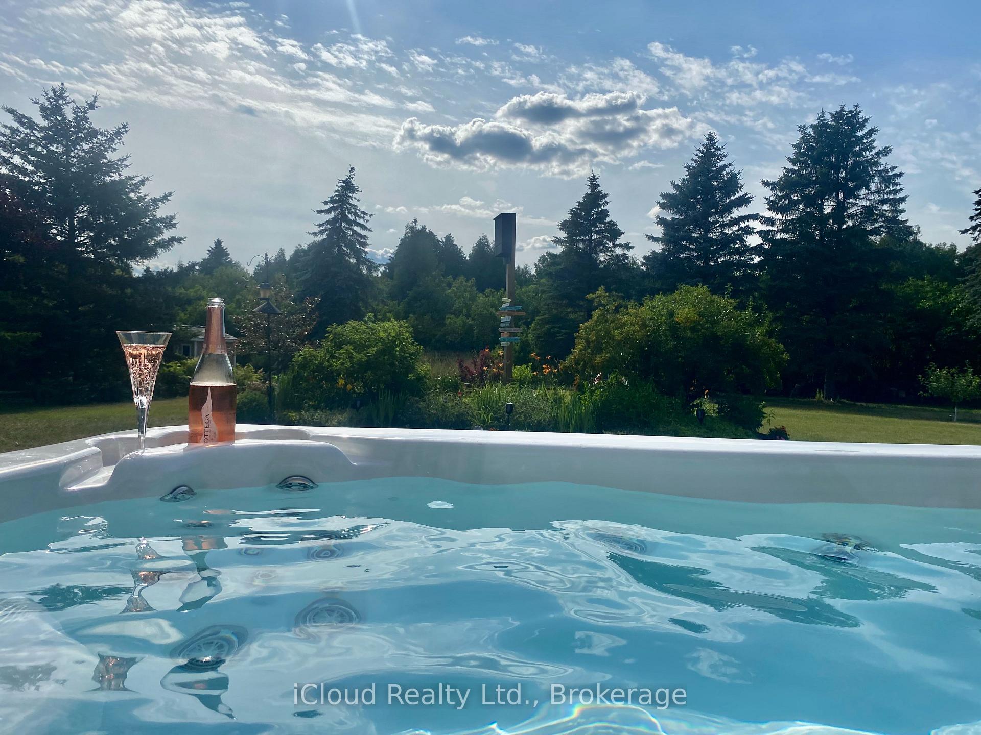 Photo 86 of 24 Mccullogh Drive, Erin — HOMEH