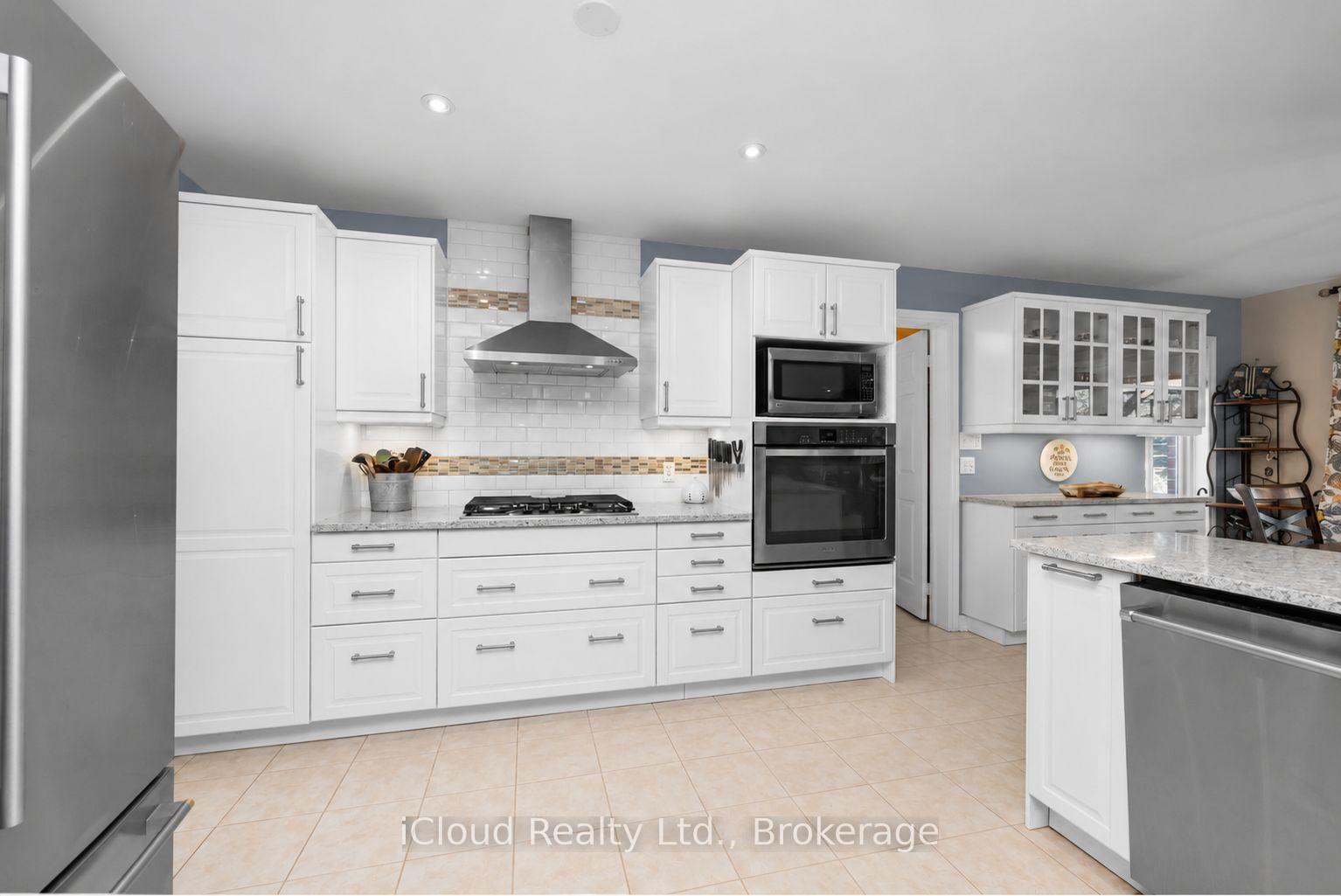 Photo 44 of 24 Mccullogh Drive, Erin — HOMEH