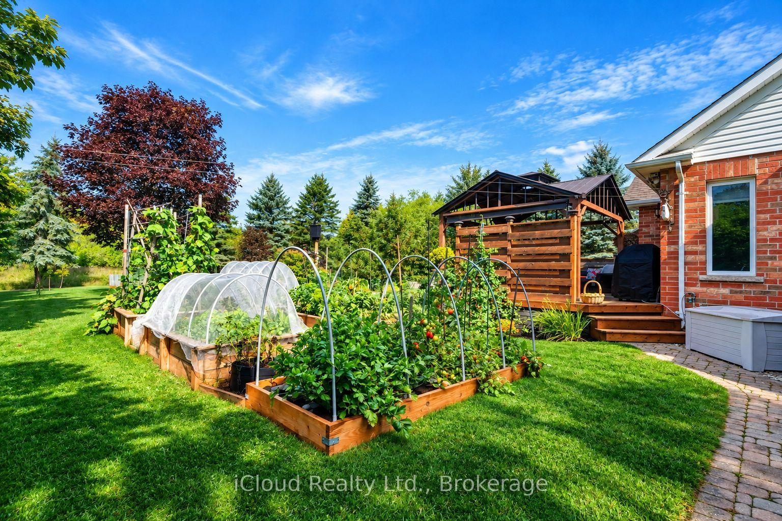 Photo 87 of 24 Mccullogh Drive, Erin — HOMEH